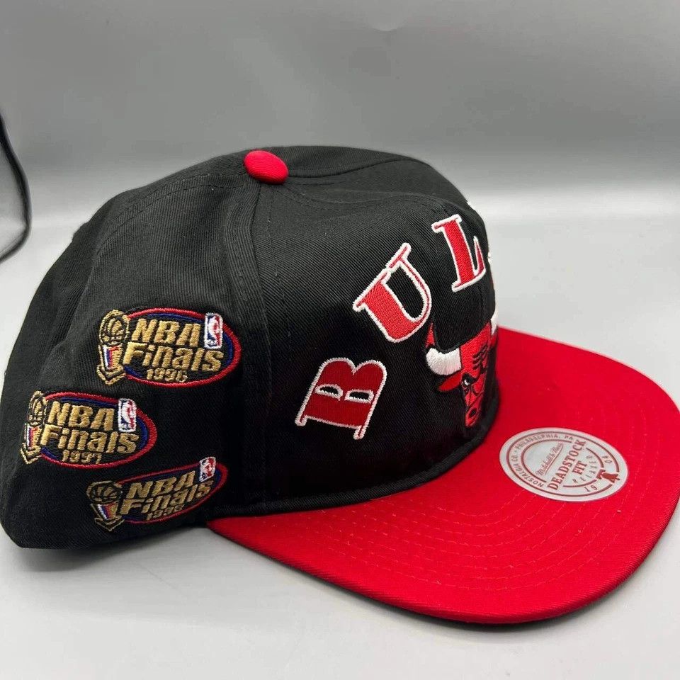 Mitchell & Ness Chicago Bulls Hat Men NBA Finals Mitchell & Ness Snap Back Size ONE SIZE - 4 Thumbnail
