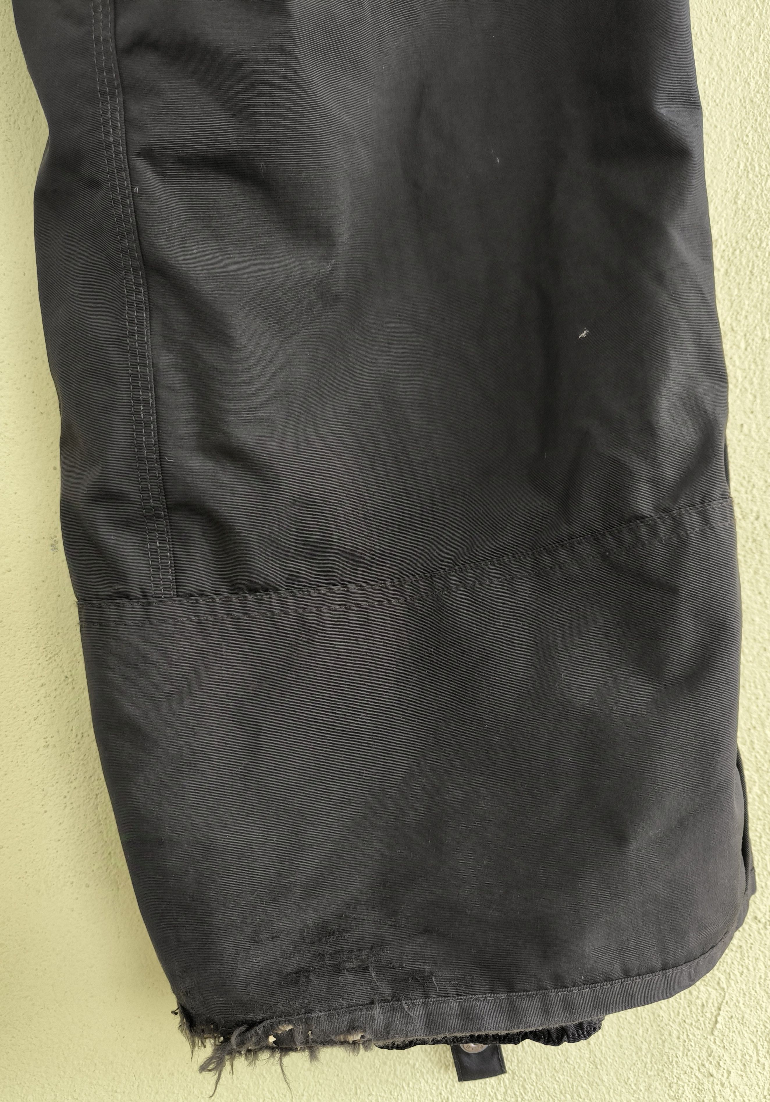 Oakley OAKLEY Software multi pocket snowboard/ski pants Size US 32 / EU 48 - 9 Thumbnail