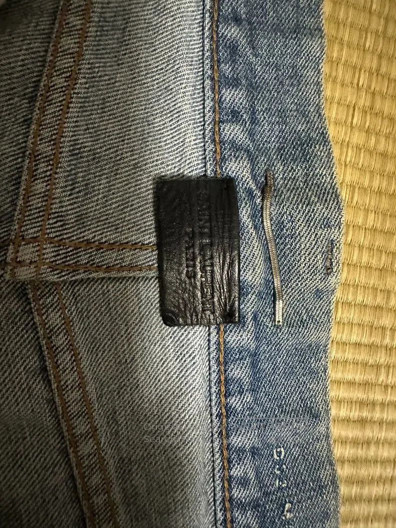 Saint Laurent Paris Saint Laurent Distressed Denim Jeans. Size US 29 - 4 Thumbnail