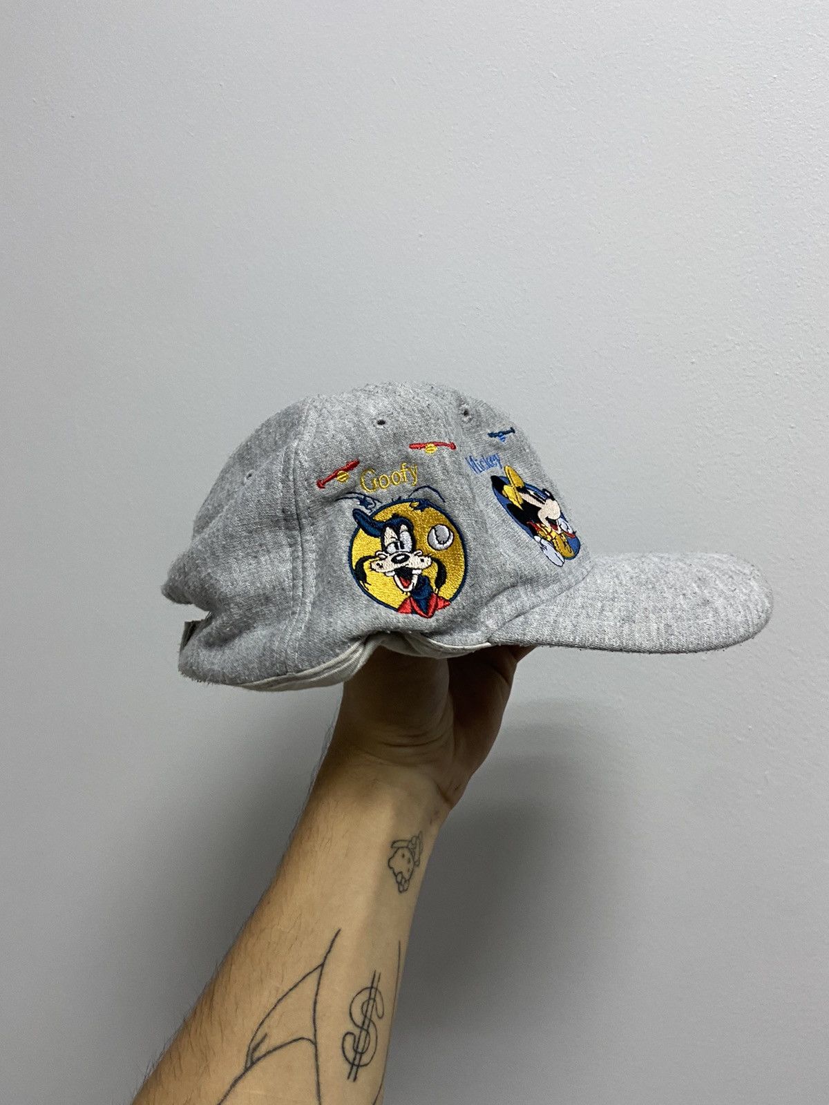 Disney × Mickey Mouse × Vintage Mickey Mouse Cartoon Cap Vintage Small Logo Donald Duck Size ONE SIZE - 2 Thumbnail