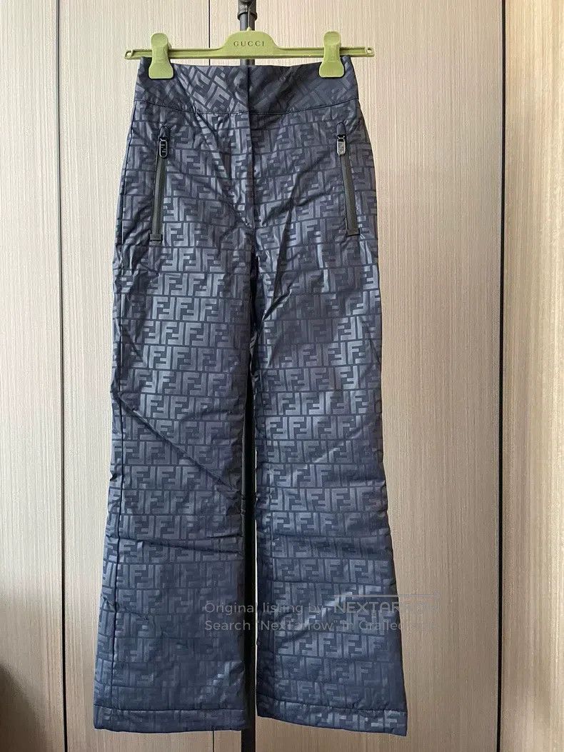 Fendi Fendi Classic Logo Skirt Pants for Ladies Size 25" / US 0 / IT 36 - 1 Thumbnail
