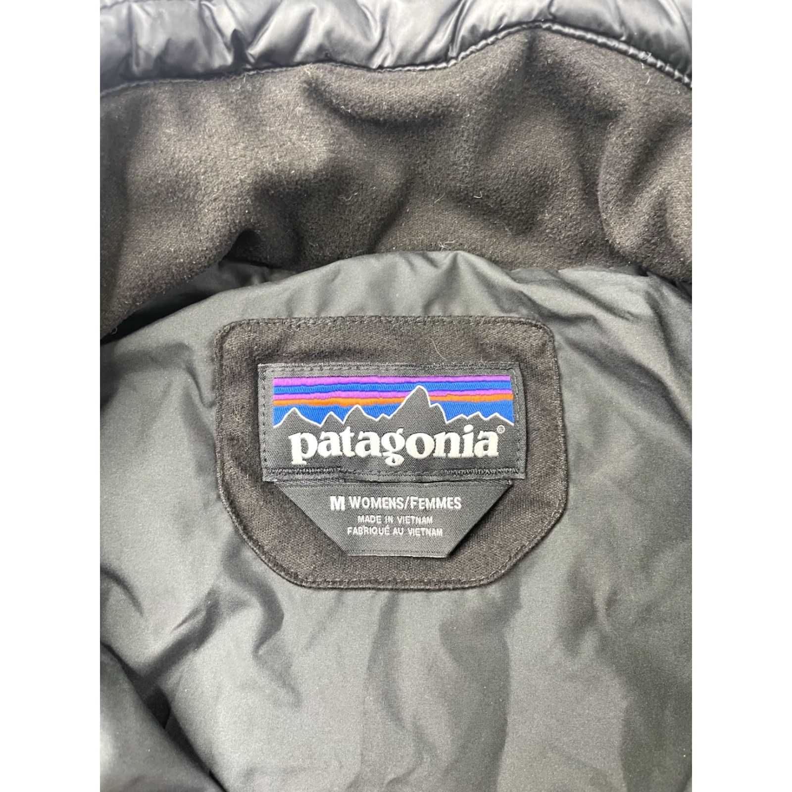 Patagonia Patagonia Puffer Jacket Womens Medium Black Quilted Insulated Coat Long Sleeve Mid-Length Zip Size M / US 6-8 / IT 42-44 - 2 Thumbnail