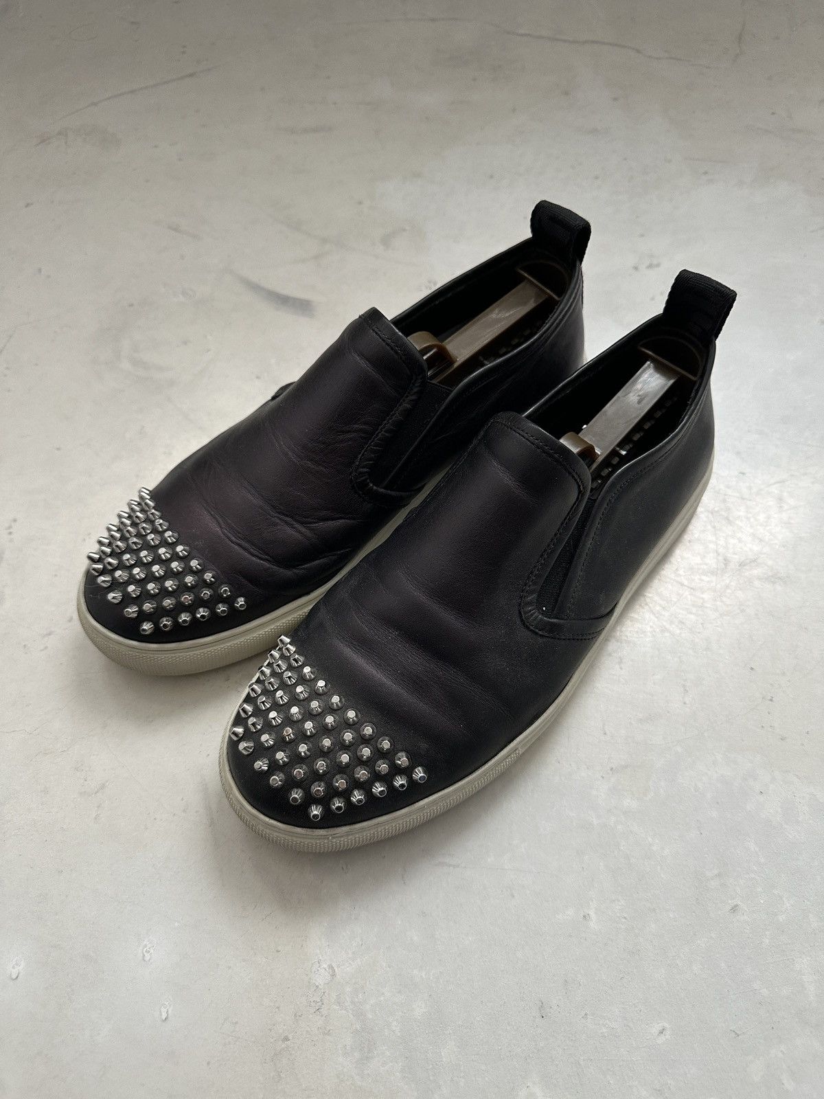 Alexander McQueen × MCQ Alexander McQueen leather silver studs slip-on Size US 8.5 / EU 41-42 - 2 Thumbnail