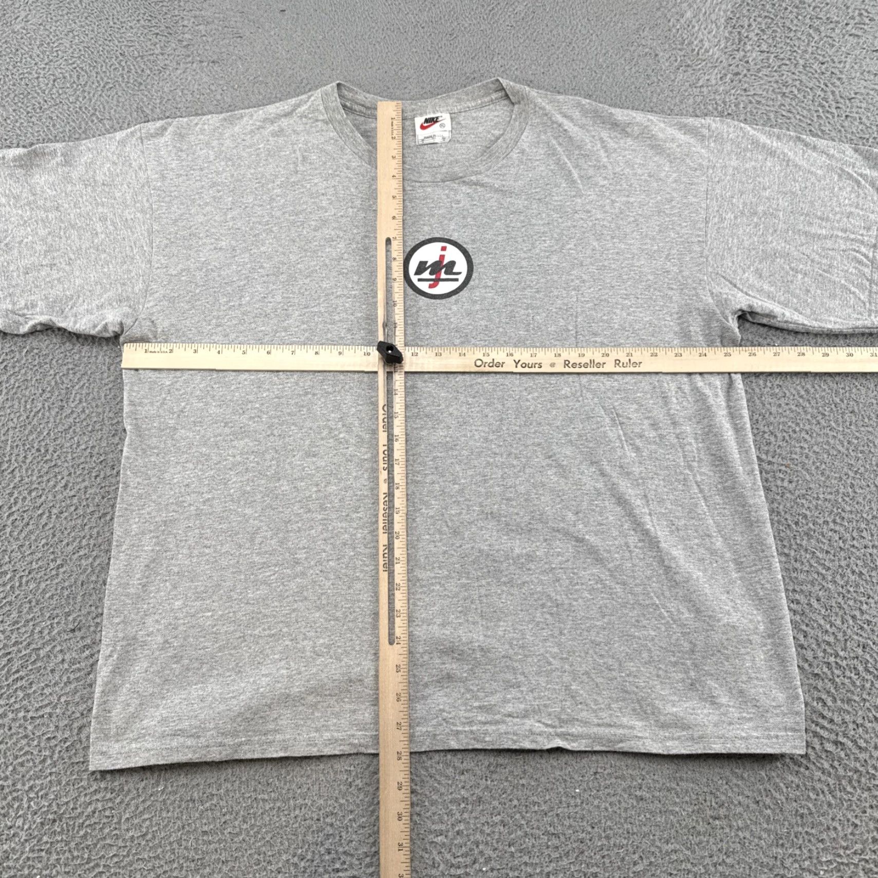 Nike VINTAGE Nike Shirt 90s MJ Back It Up Double-Sided Crew Neck Short Sleeve XL Men Gray Size US XL / EU 56 / 4 - 6 Thumbnail