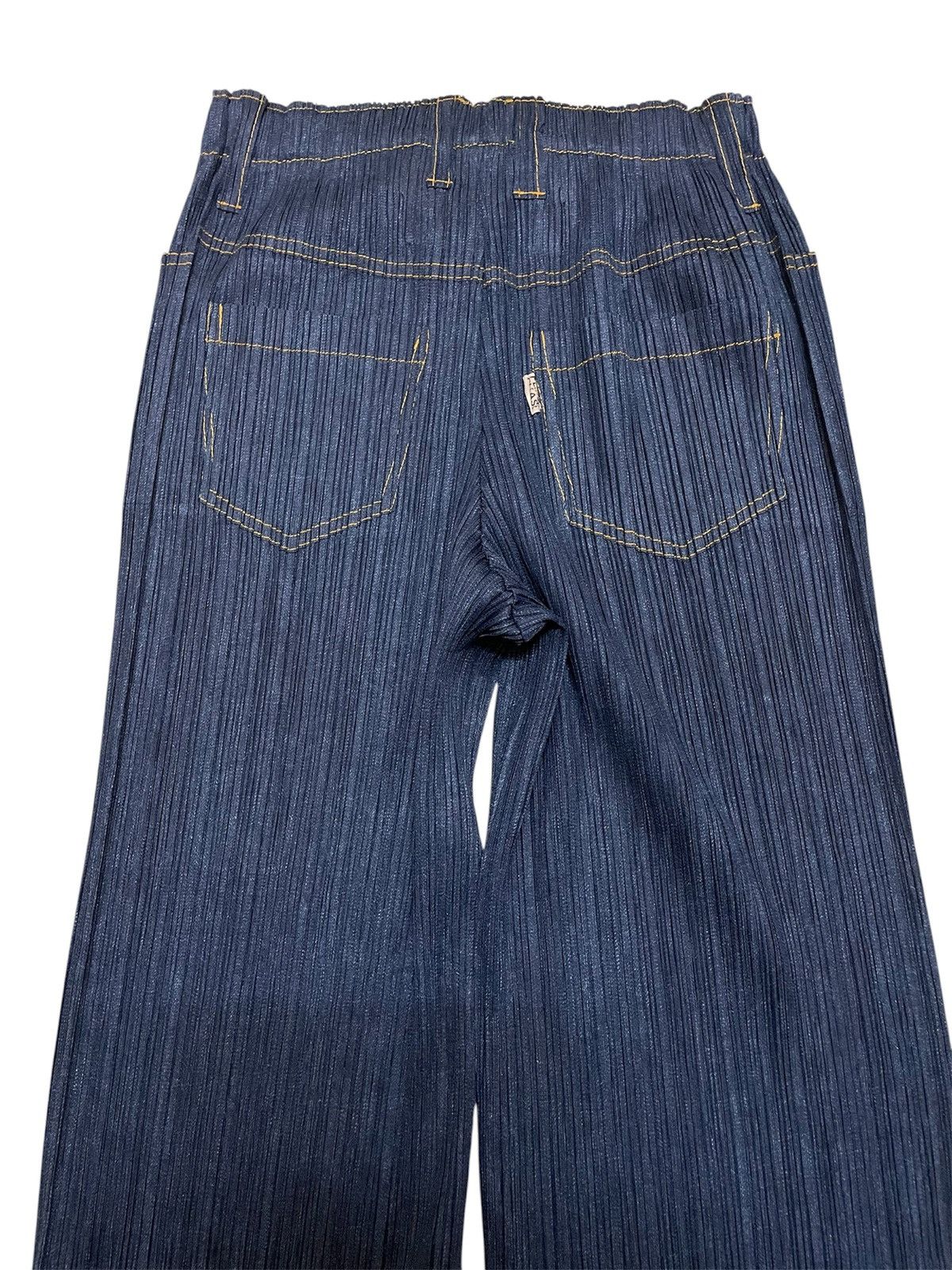 Pleats Please Issey Miyake Pleats Please Denim Transfer Trompe L'oeil Pants Size 34" / US 12 / IT 48 - 7 Thumbnail