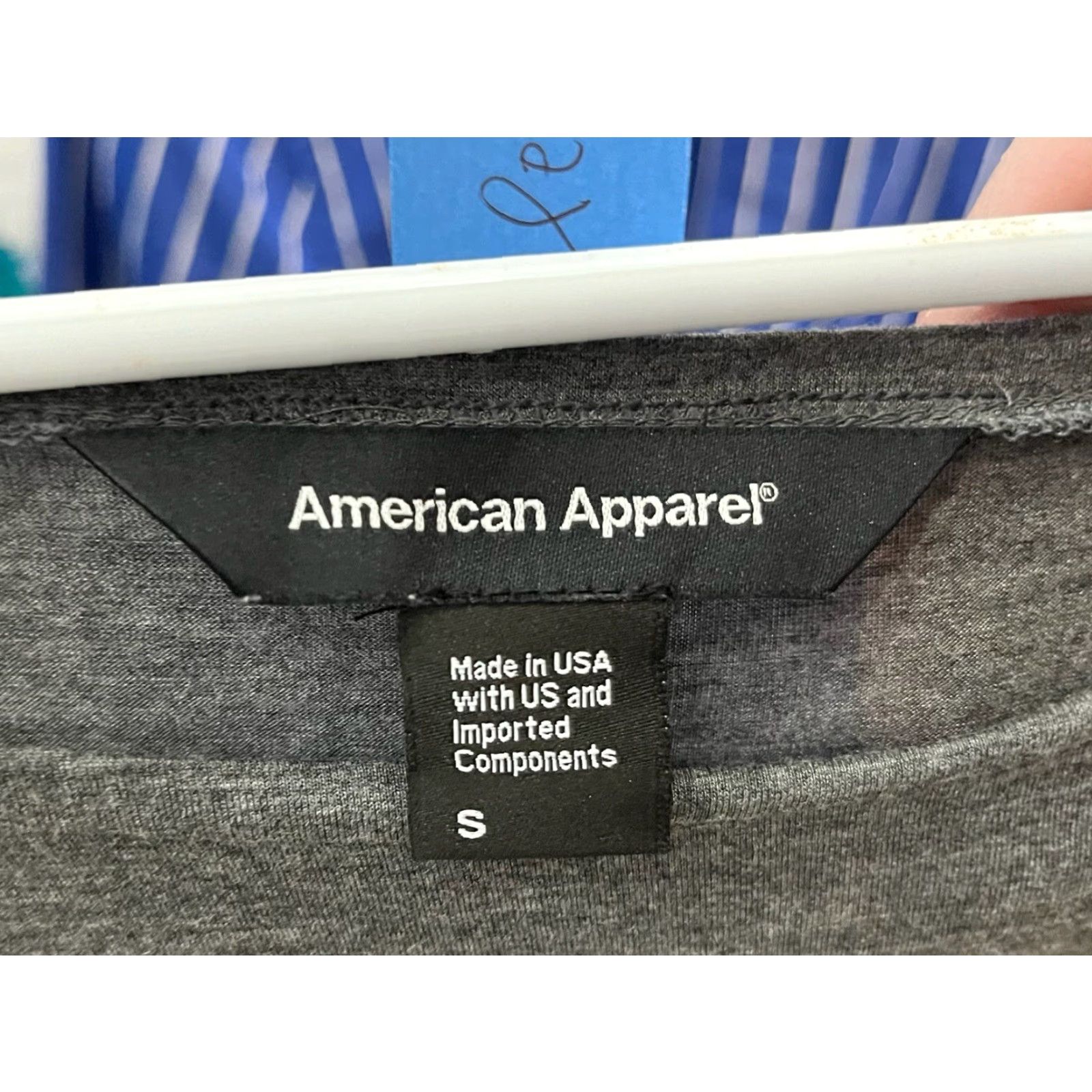 American Apparel VINTAGE American Apparel T-Shirt Tunic Womens Small Viscoe USA Gray 2010s Made in USA Womens S Tunic USA Viscose Shirt Size S / US 4 / IT 40 - 3 Thumbnail