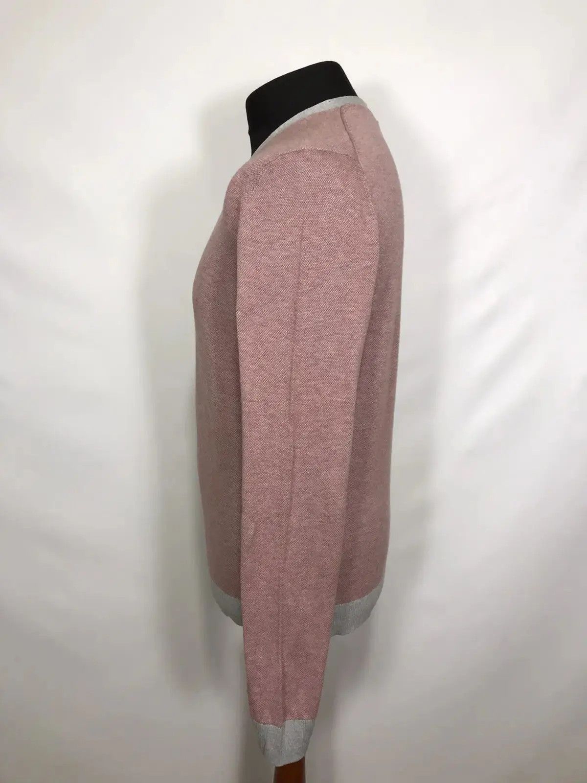 Designer × Hugo Boss Hugo Boss men’s wool v-neck jumper Size US L / EU 52-54 / 3 - 2 Thumbnail