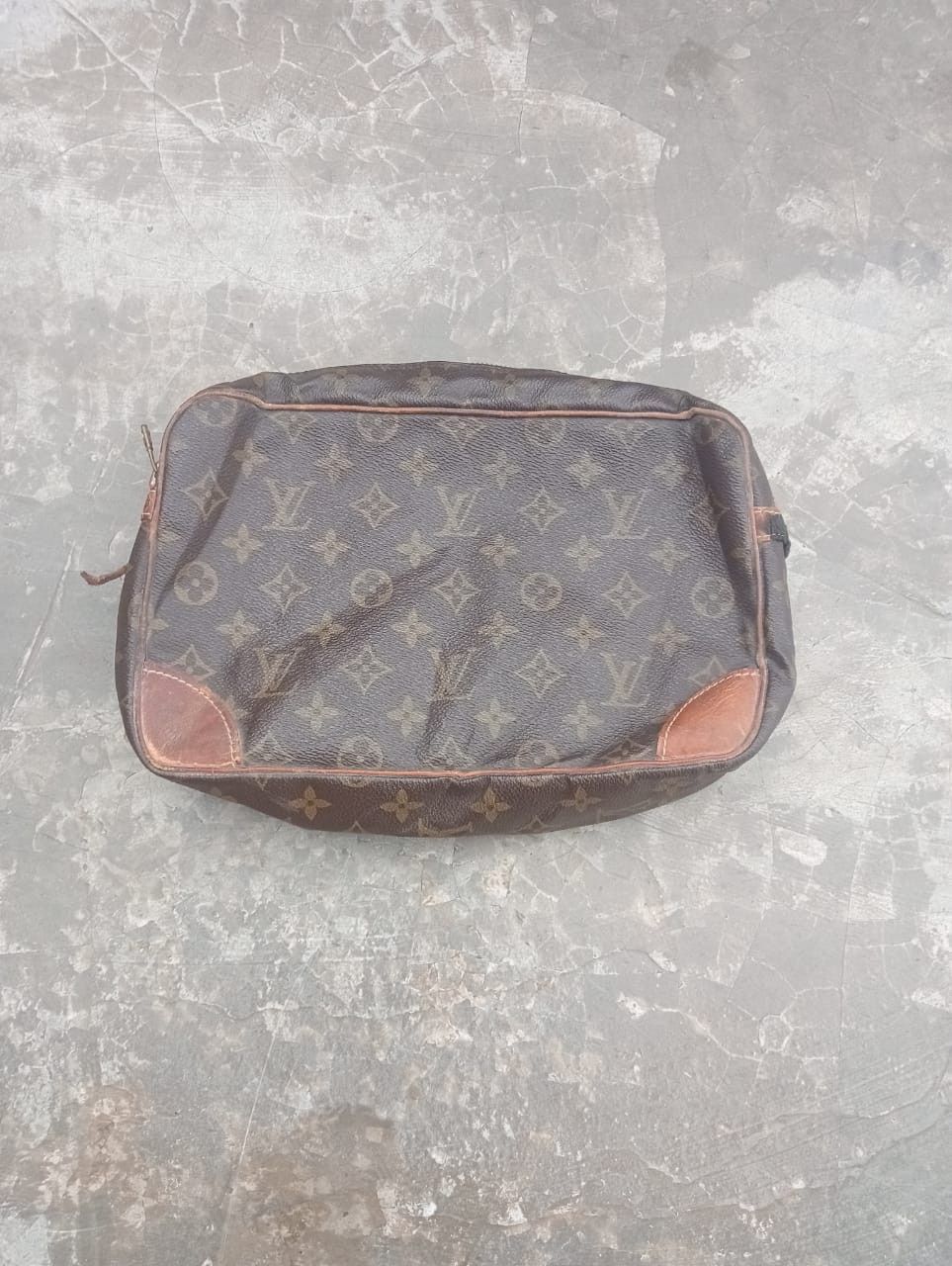 Louis Vuitton Vintage Louis Vuitton Monogram Clutch Bag Size ONE SIZE - 2 Thumbnail
