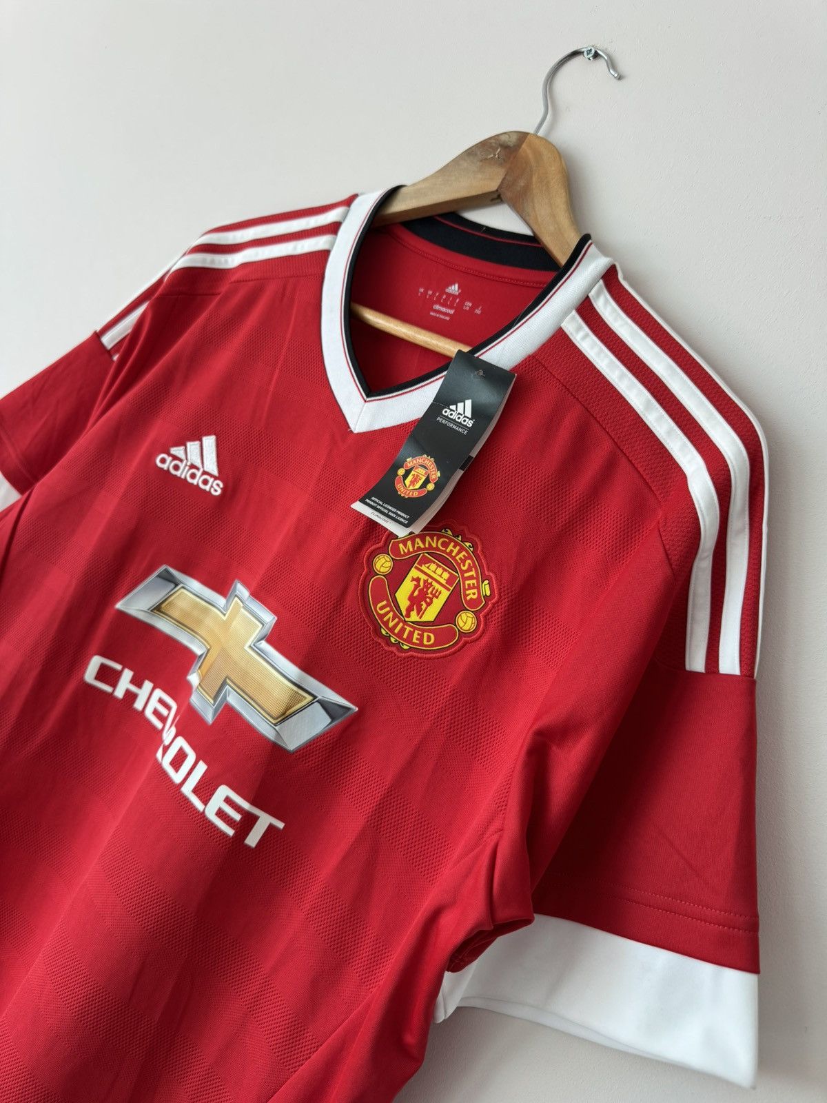 Adidas Manchester United 2015-2016 Home Soccer Jersey Adidas Shirt Size US L / EU 52-54 / 3 - 5 Thumbnail