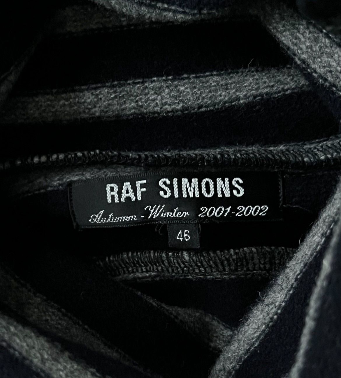 Raf Simons AW2001-2002 Raf Simons Riot Riot Riot Black Patch Turtleneck Size US L / EU 52-54 / 3 - 7 Thumbnail