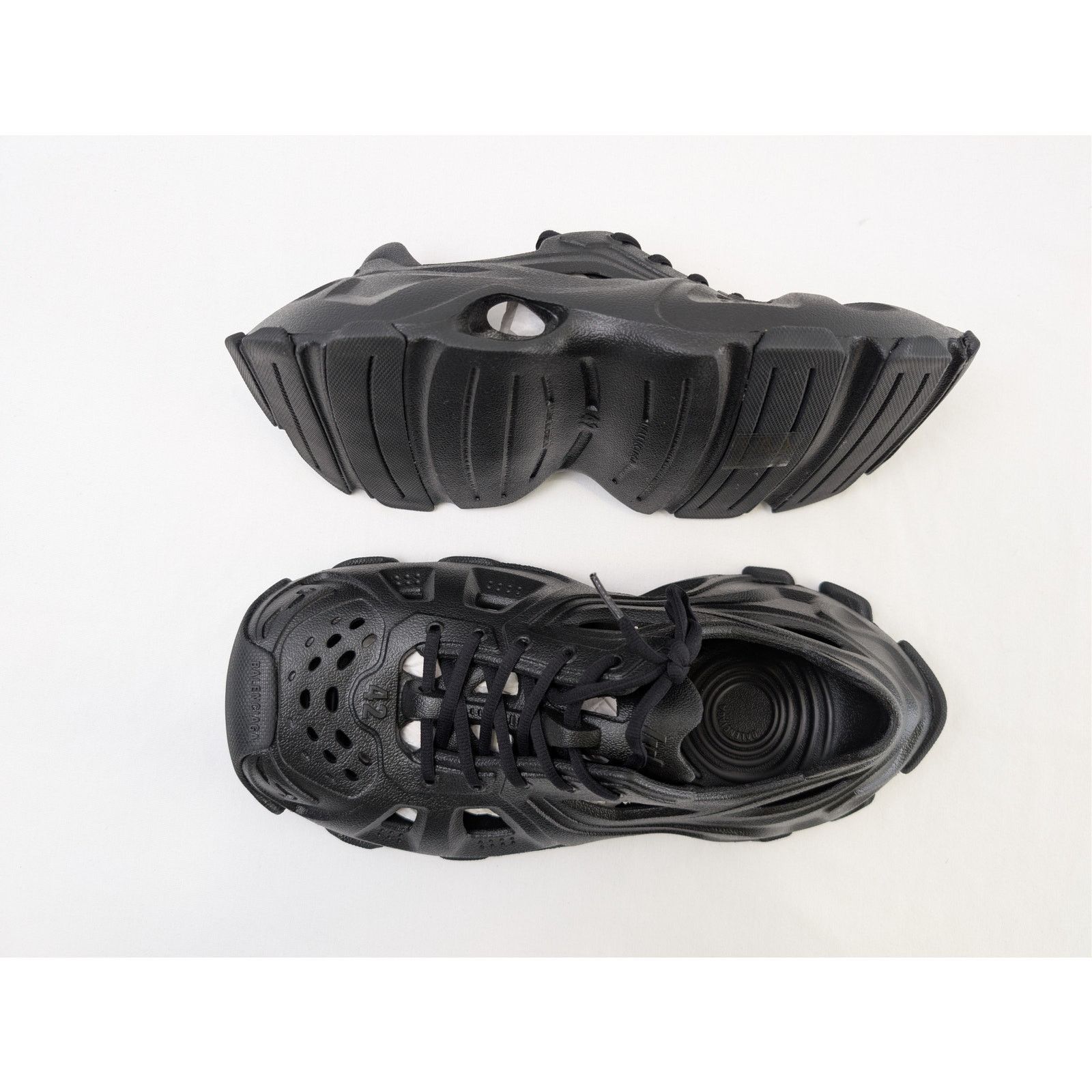 Balenciaga o1rshd1 HD Monocolor Mule Slipper Sandal in Black Size US 8 / EU 41 - 1 Thumbnail