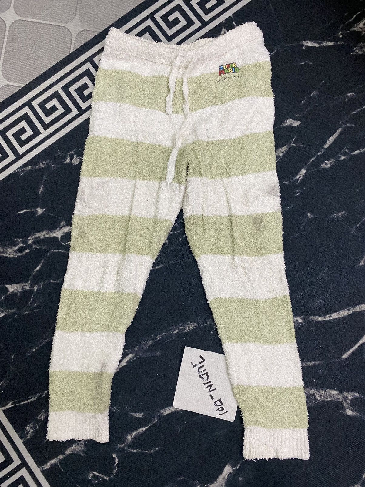 Cartoon Network Super mario sweat pants Size US 32 / EU 48 - 1 Thumbnail