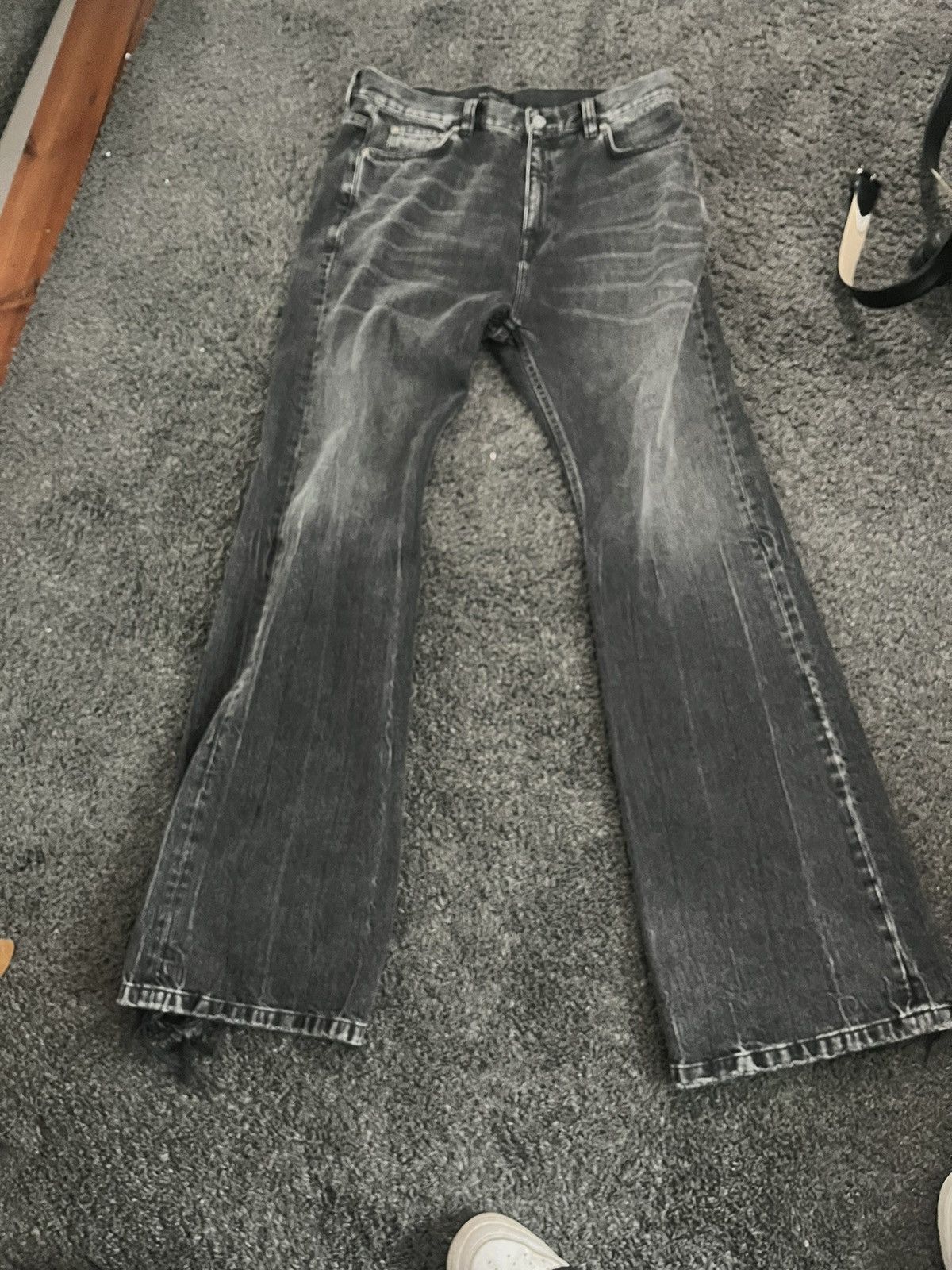 Balenciaga Balenciaga distressed denim flared Size US 32 / EU 48 - 1 Thumbnail