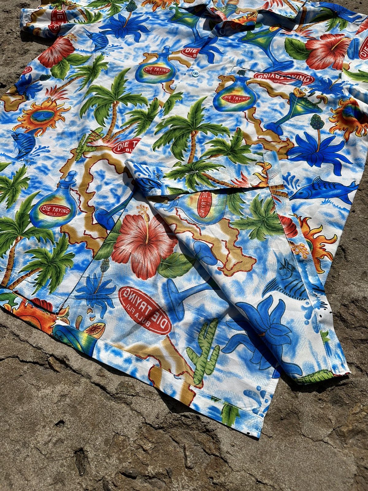 Vintage Vintage Crazy Aloha Button Shirt Size US L / EU 52-54 / 3 - 5 Thumbnail