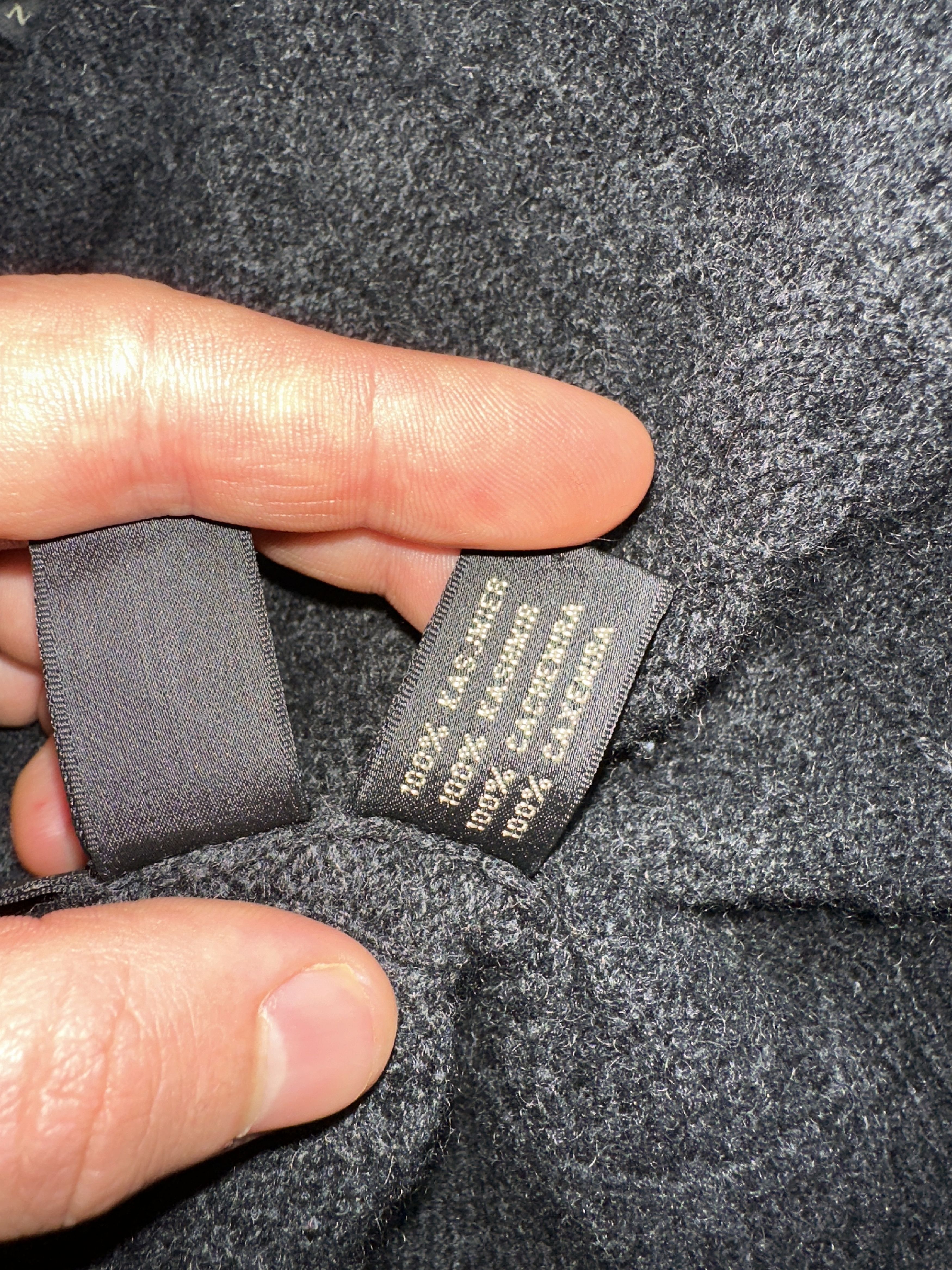 Ralph Lauren Black Label Ralph Lauren Black Label Cashmere Toggle Cardigan Size M Size M / US 6-8 / IT 42-44 - 15 Thumbnail