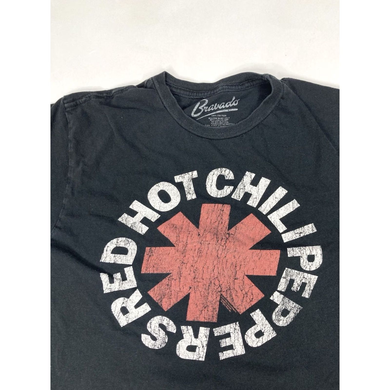 Bravado Red Hot Chili Peppers Bravado T-Shirt Women Medium Black Short Sleeve Music Shirt Size M / US 6-8 / IT 42-44 - 2 Thumbnail