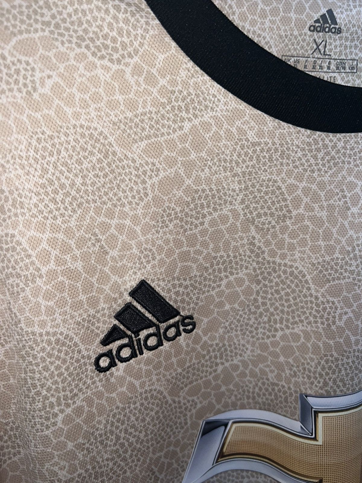 Adidas Soccer Jersey Manchester United 2019/20 Bruno Fernandes #19 Size US XL / EU 56 / 4 - 4 Thumbnail