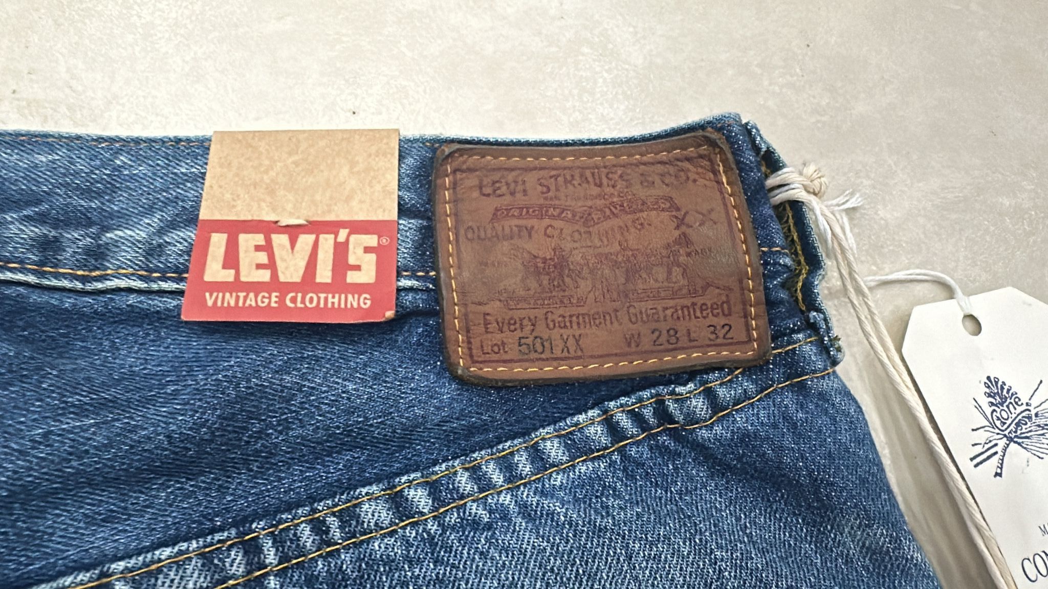 Levi's Vintage Clothing LVC Levi's Vintage Clothing 1947 501XX BigE Selvedge Jeans Size US 28 / EU 44 - 9 Thumbnail