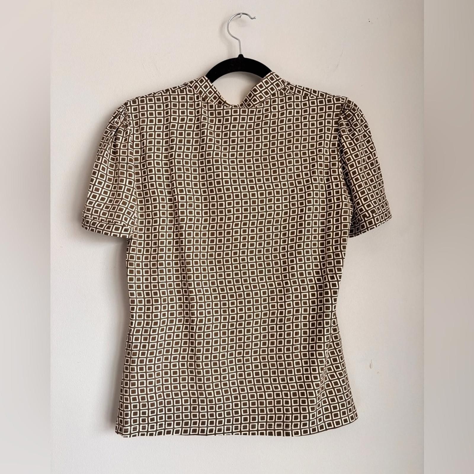 Designer S' MaxMara Geometric Brown Button Up Short Sleeve Shirt. Size L / US 10 / IT 46 - 2 Thumbnail