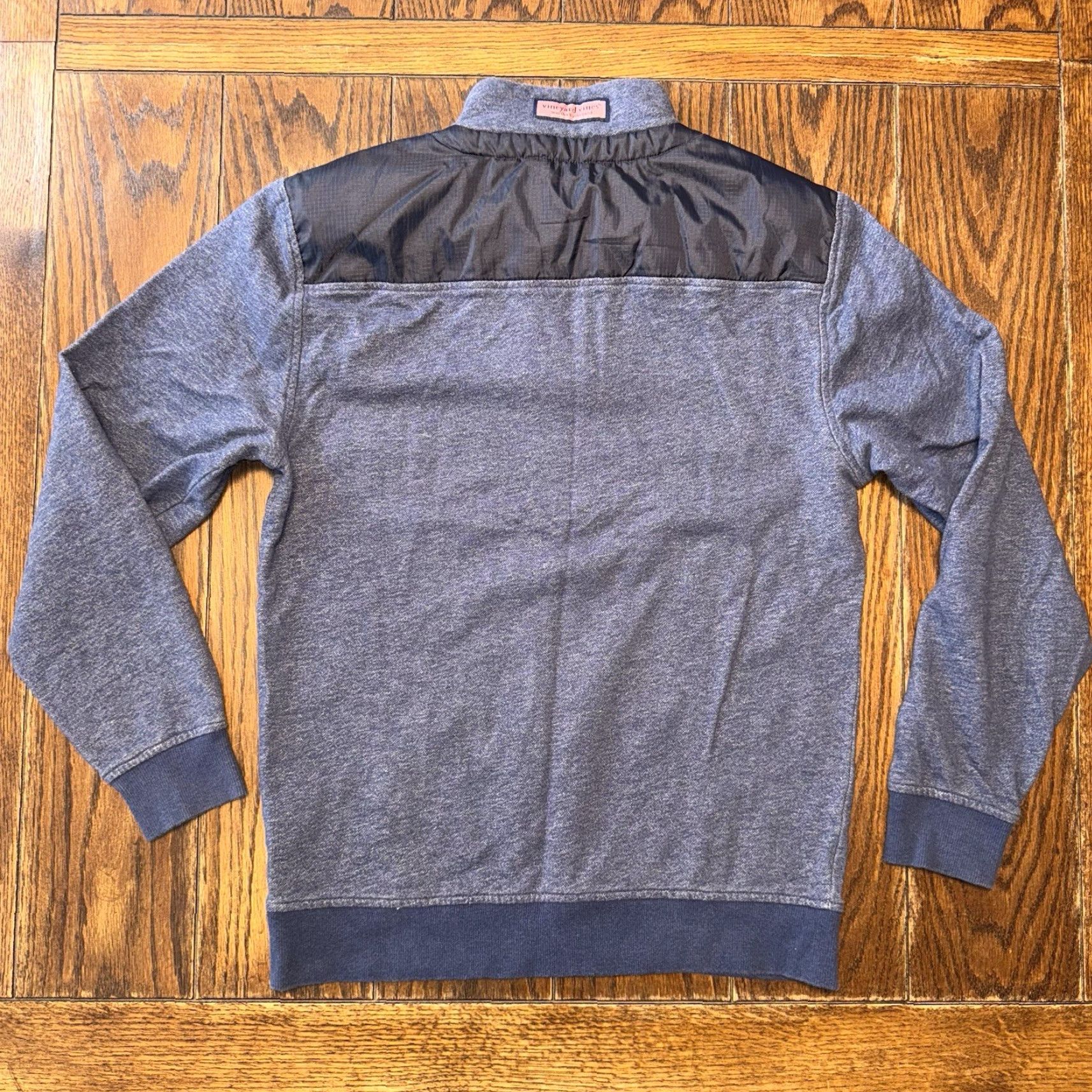 Vineyard Vines Vineyard Vines Mens Quarter Zip Blue Pullover Whale Preppy Size Small Sweater Knit Pullover 1/4 Zip Casual Men’s Classic Fit Size US S / EU 44-46 / 1 - 5 Thumbnail
