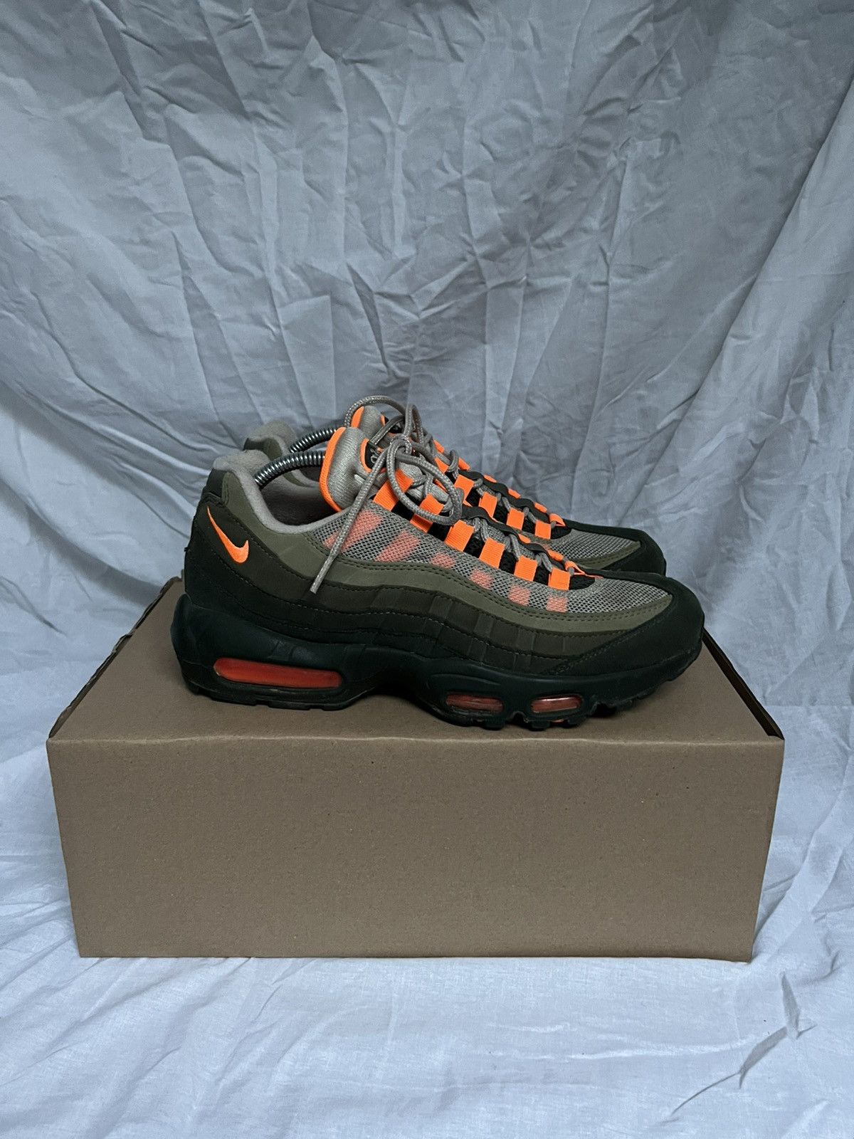 Nike Nike Air Max 95 OG « Neutral olive/ orange »🫒 Size US 8.5 / EU 41-42 - 3 Thumbnail