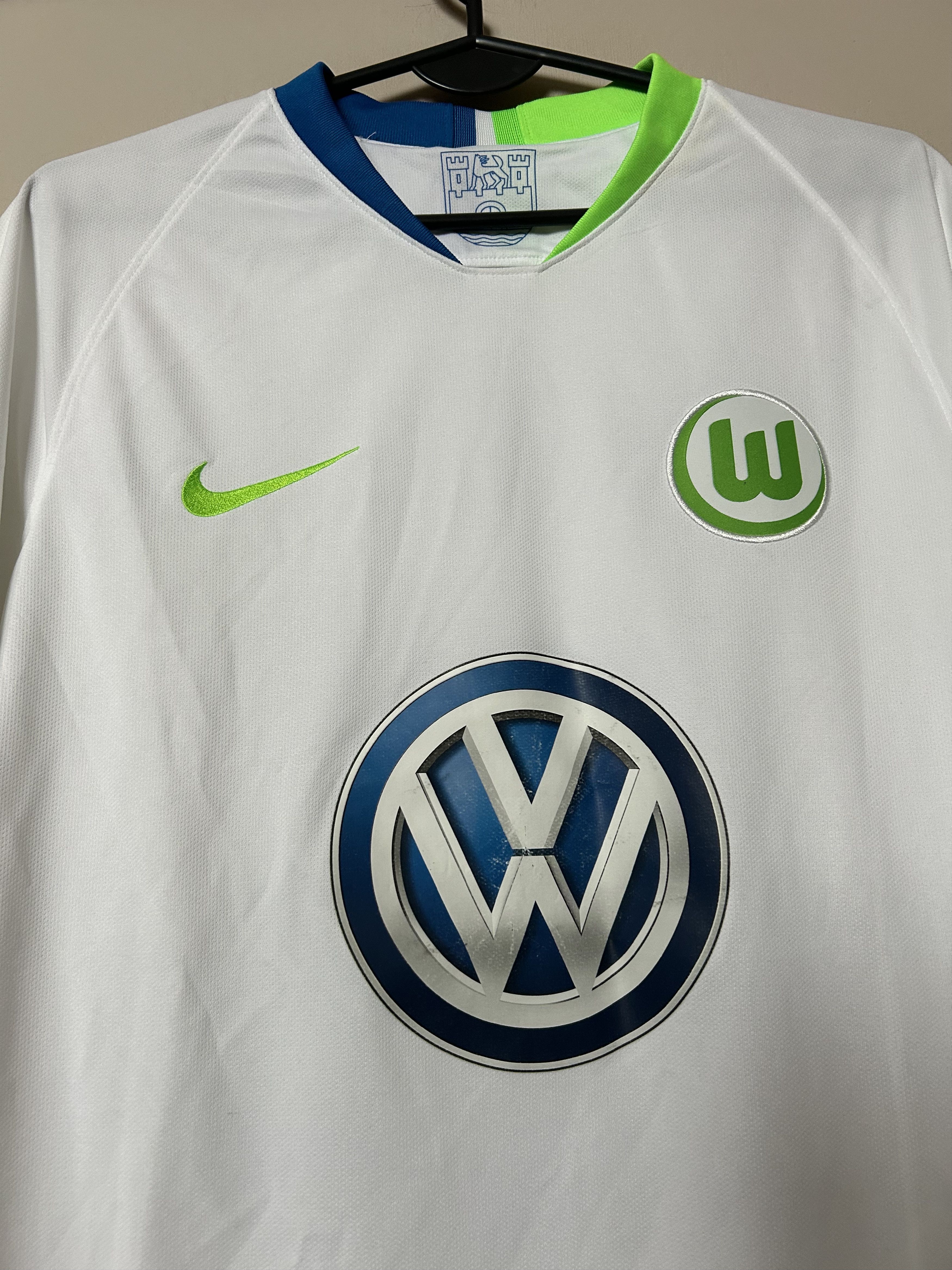 Nike FVL WOLFSBURG #13 GERHARDT - 2018 - 2019 - Nike -M - UNIQUE Size US M / EU 48-50 / 2 - 3 Thumbnail