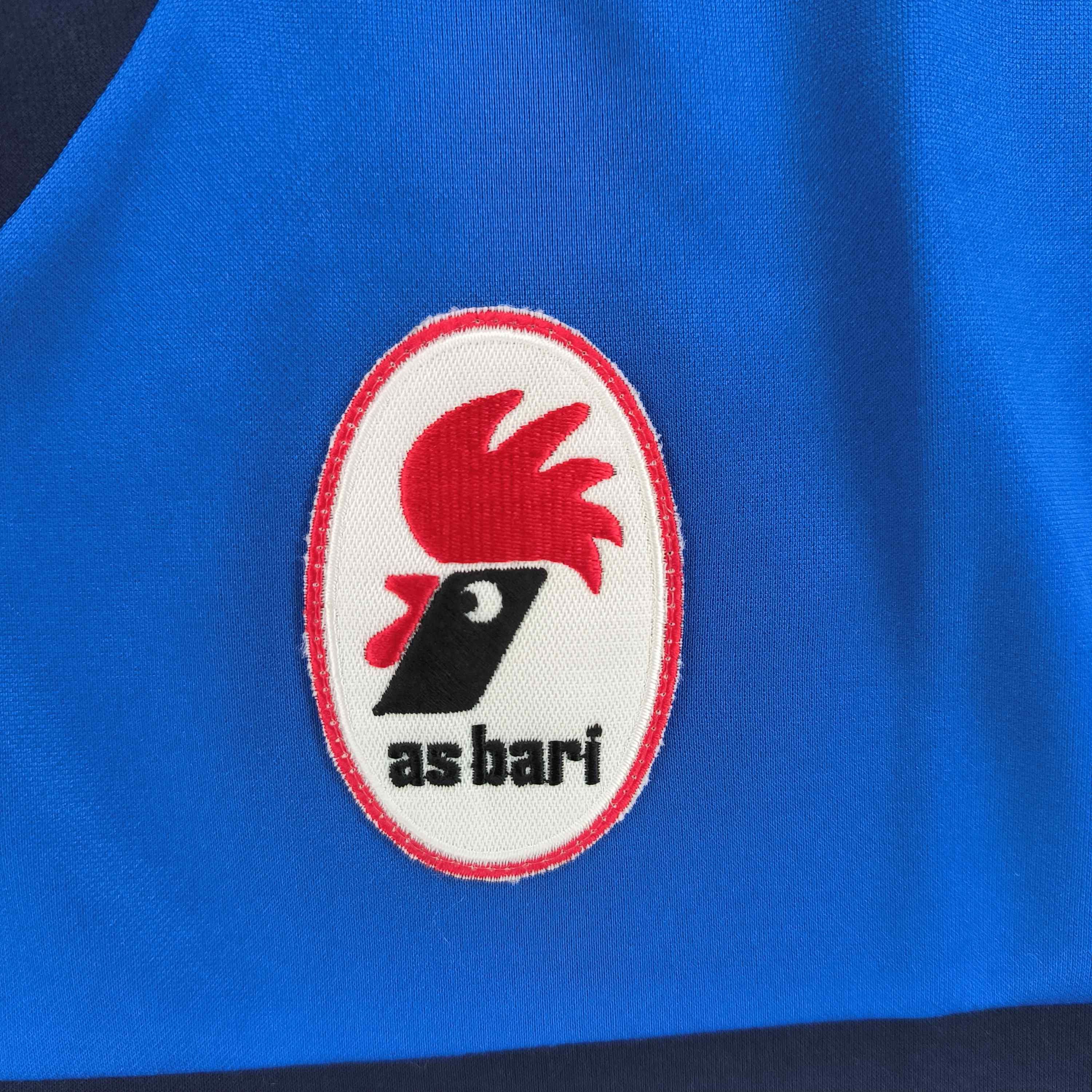 Errea Bari 2013-14 Errea LS training football jersey shirt size L Size US L / EU 52-54 / 3 - 4 Thumbnail
