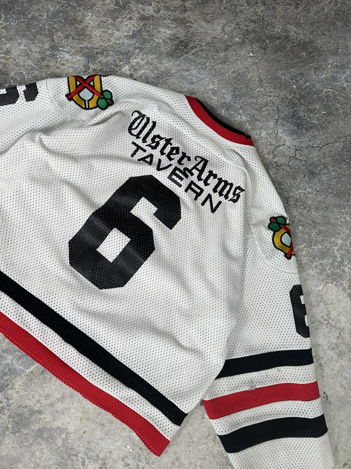 NHL × Vintage Vintage Black Hawks Thrashed Mesh Jersey Size US L / EU 52-54 / 3 - 9 Thumbnail