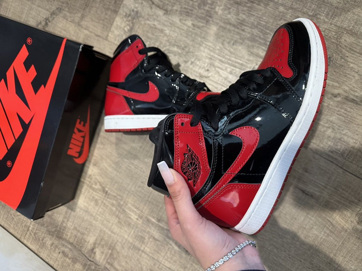 Jordan Brand × Nike Jordan 1 patent bred Size US 7.5 / EU 40-41 - 3 Thumbnail