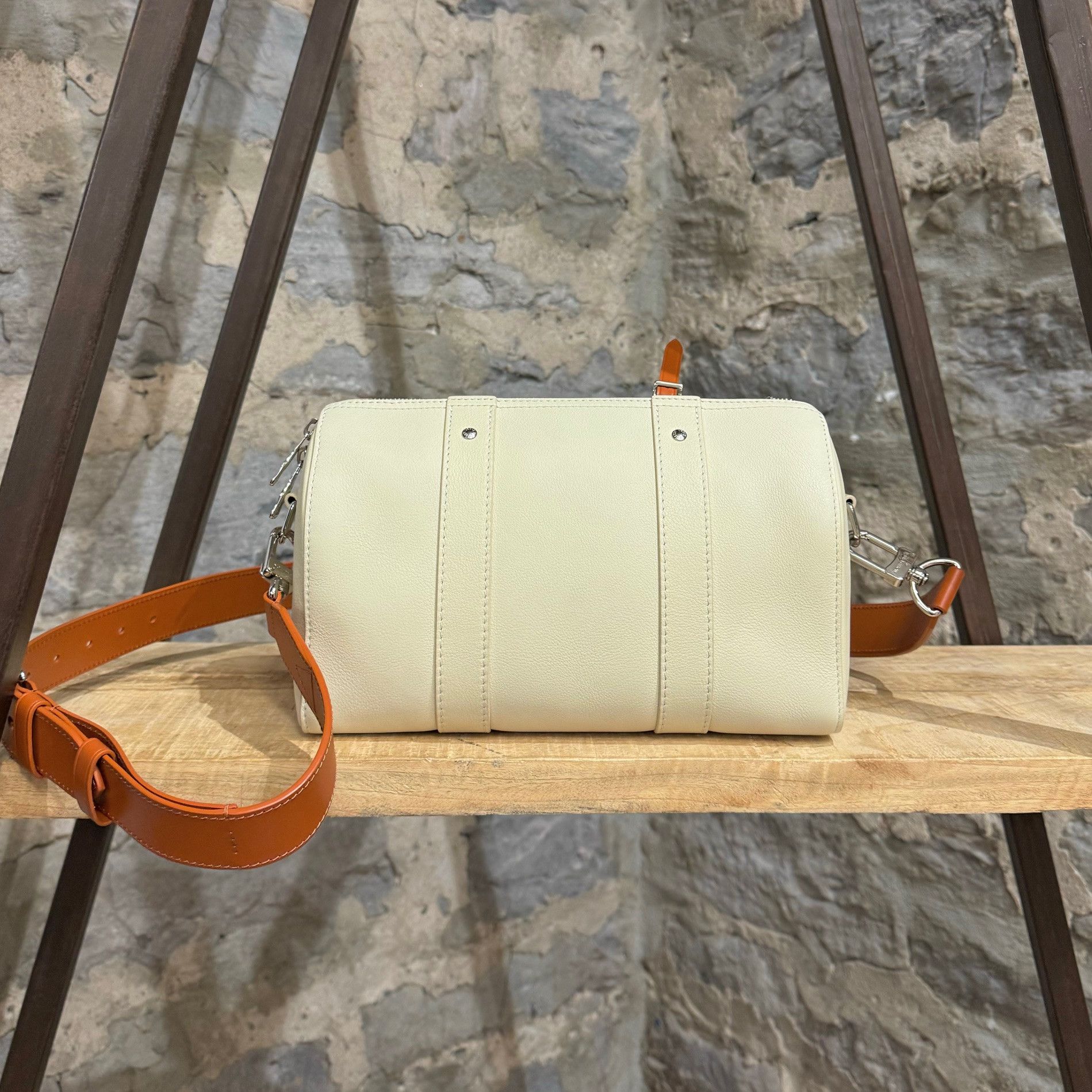 Louis Vuitton Louis Vuitton 2022 Beige City Keepall Crossbody Bag Size ONE SIZE - 9 Thumbnail