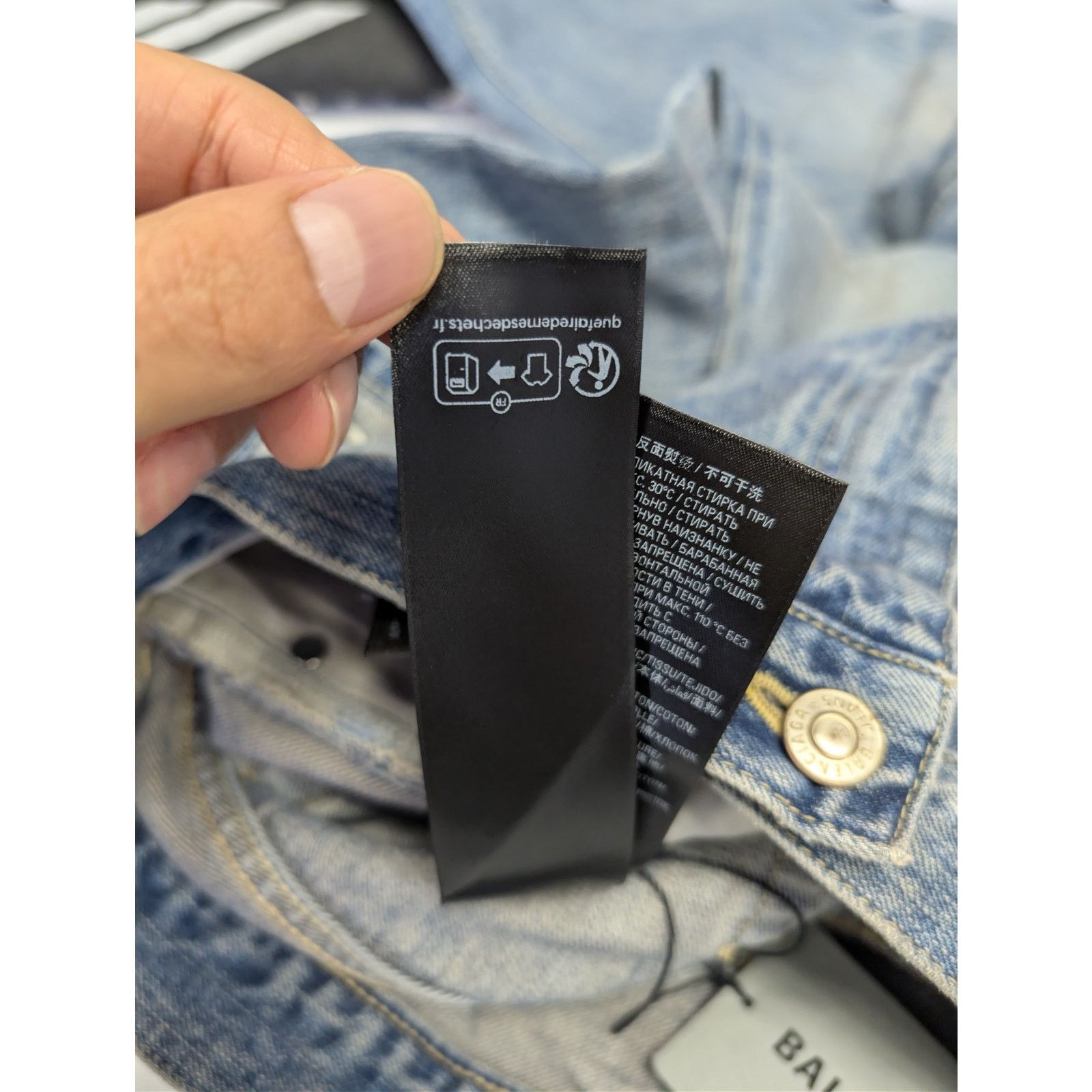 Balenciaga o1rshd1 Unisex Organic Selvedge Denim Flared Pants in Blue Size US 30 / EU 46 - 21 Thumbnail