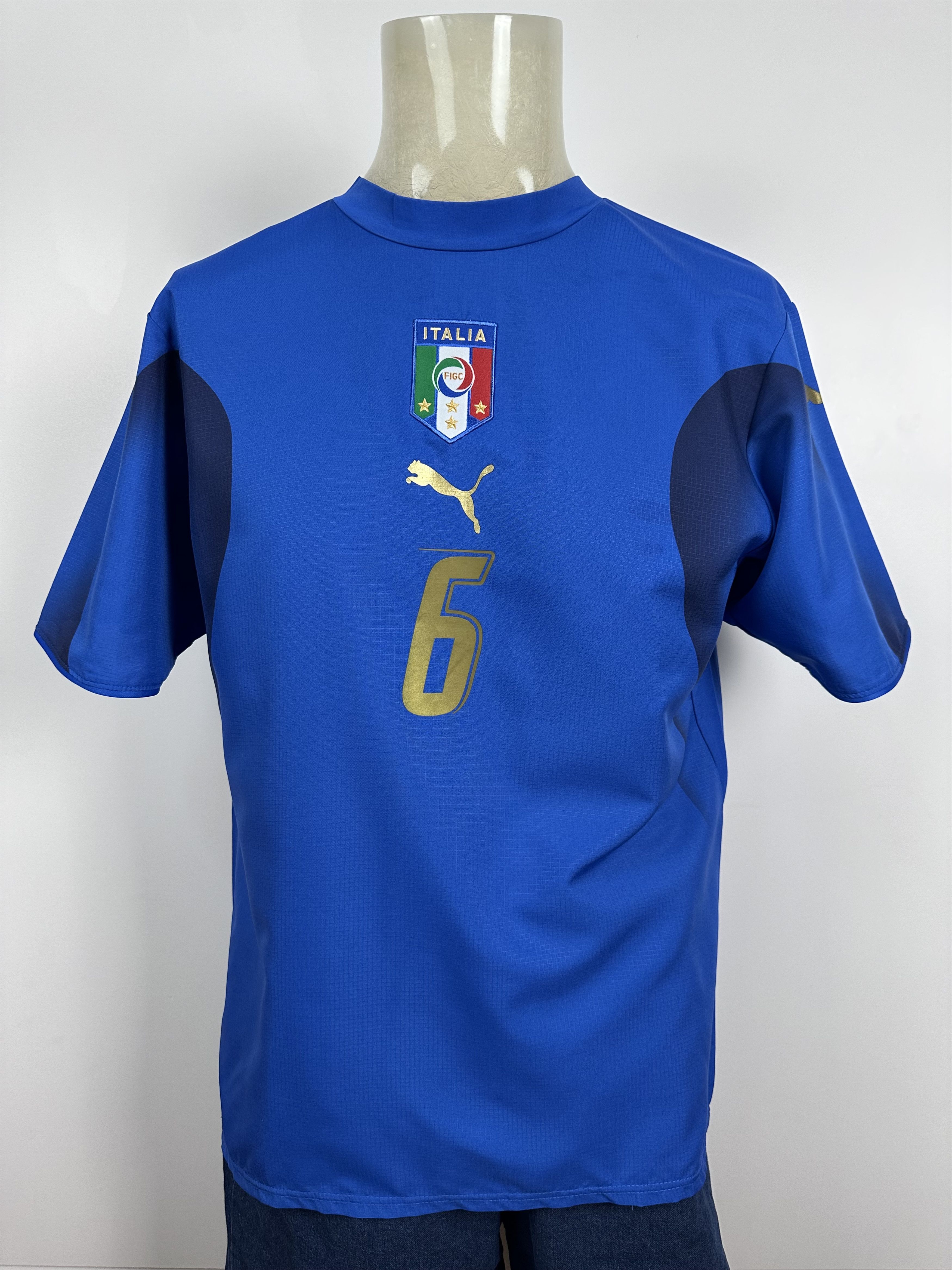 Puma × Vintage ITALY 2005 2006 HOME FOOTBALL SHIRT SOCCER JERSEY PUMA Size US M / EU 48-50 / 2 - 1 Thumbnail