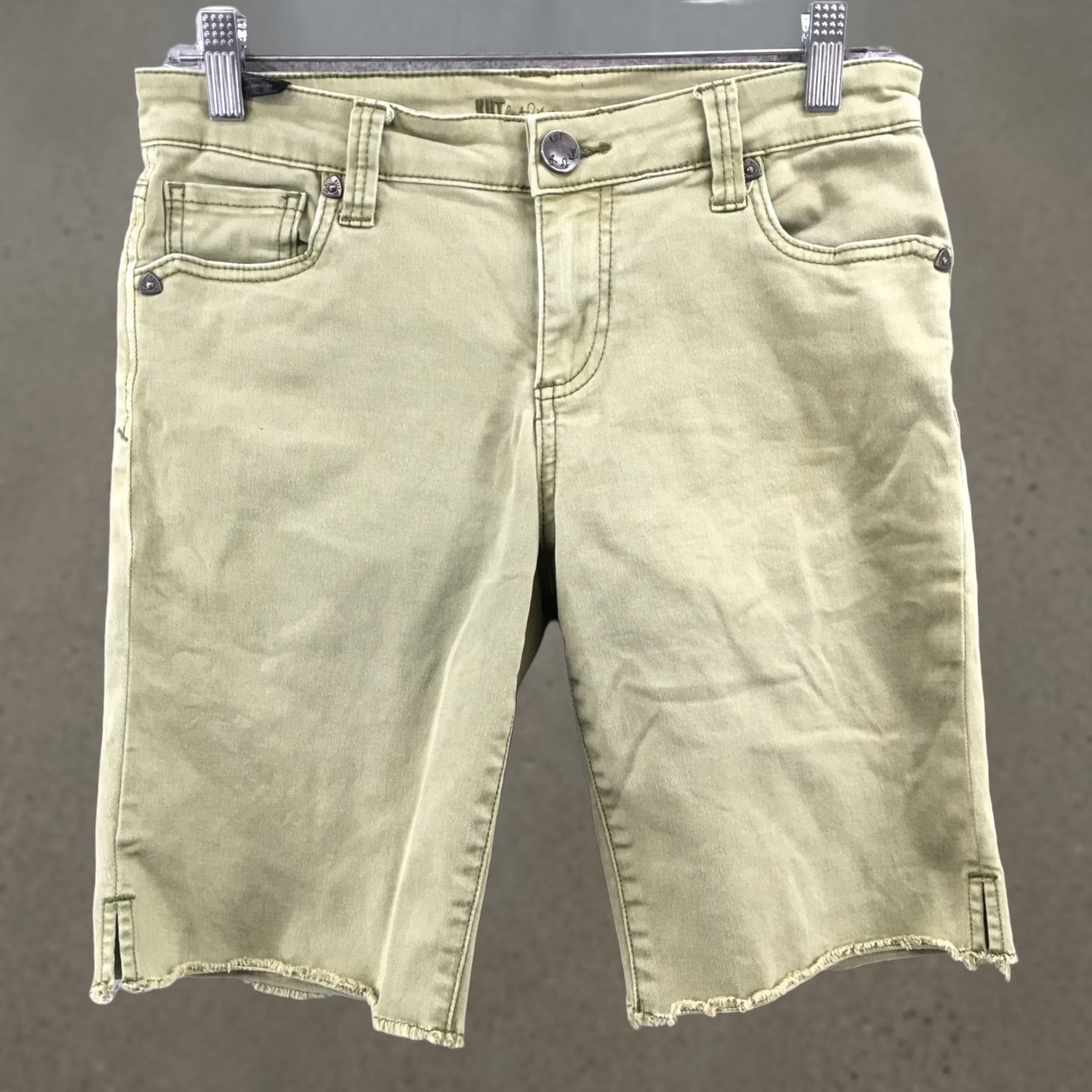 Vintage KUT from the kloth Shorts Womens 2 Green Denim Bermuda Jean Mid Rise Zip Cut Off Size 26" / US 2 / IT 38 - 1 Thumbnail