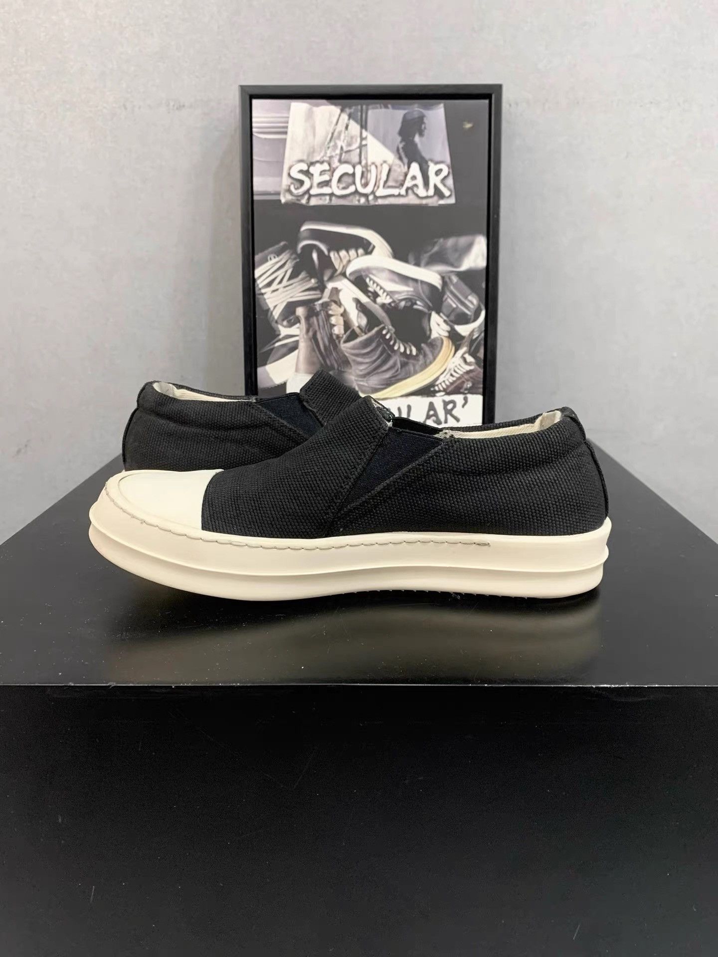 Rick Owens Rick Owens Black White Slip-on Casual Shoes K34 Size US 6 / IT 36 - 6 Thumbnail
