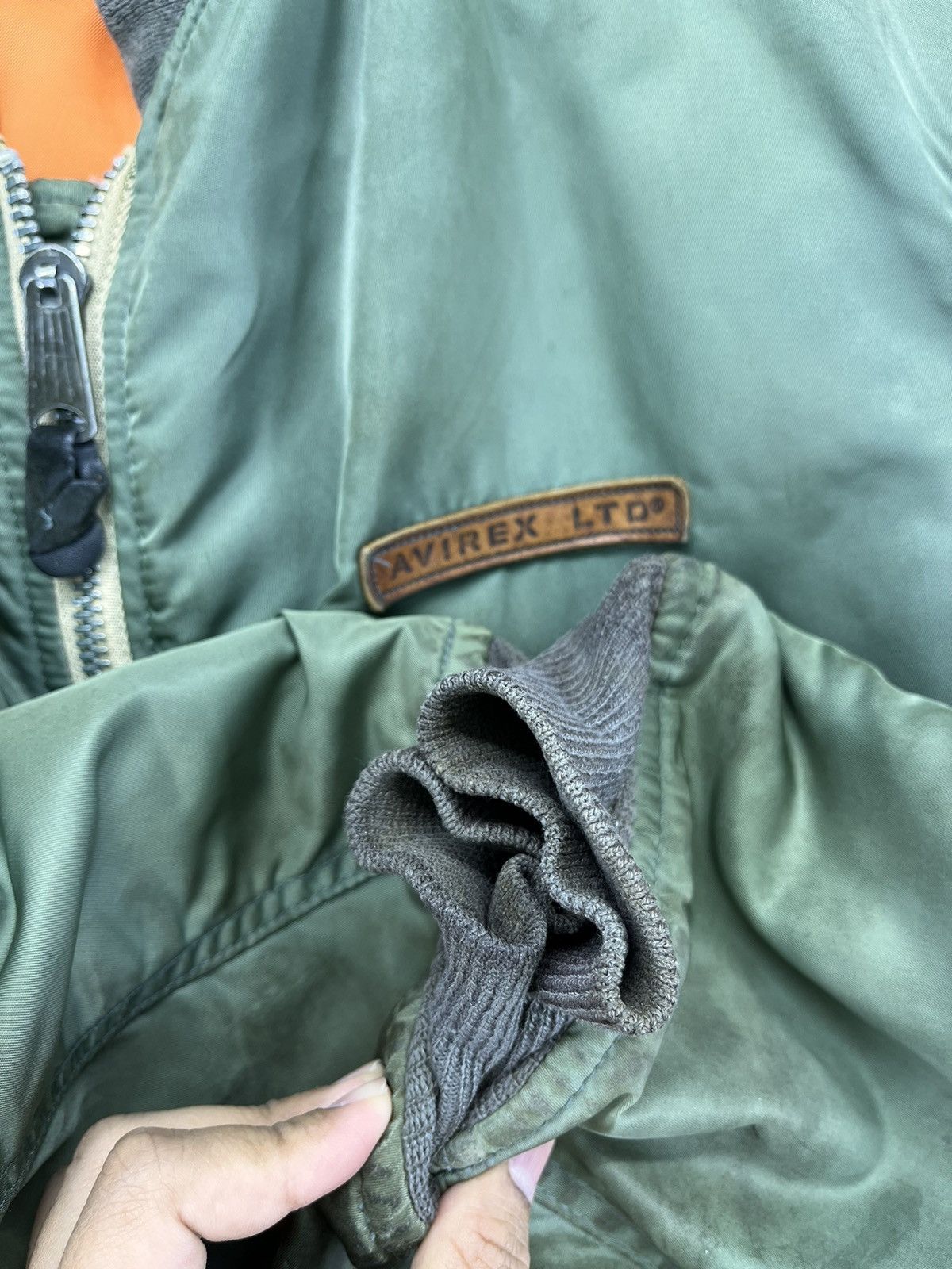 Avirex Vintage Avirex Trashed Rare Bomber Jacket Size US M / EU 48-50 / 2 - 20 Thumbnail