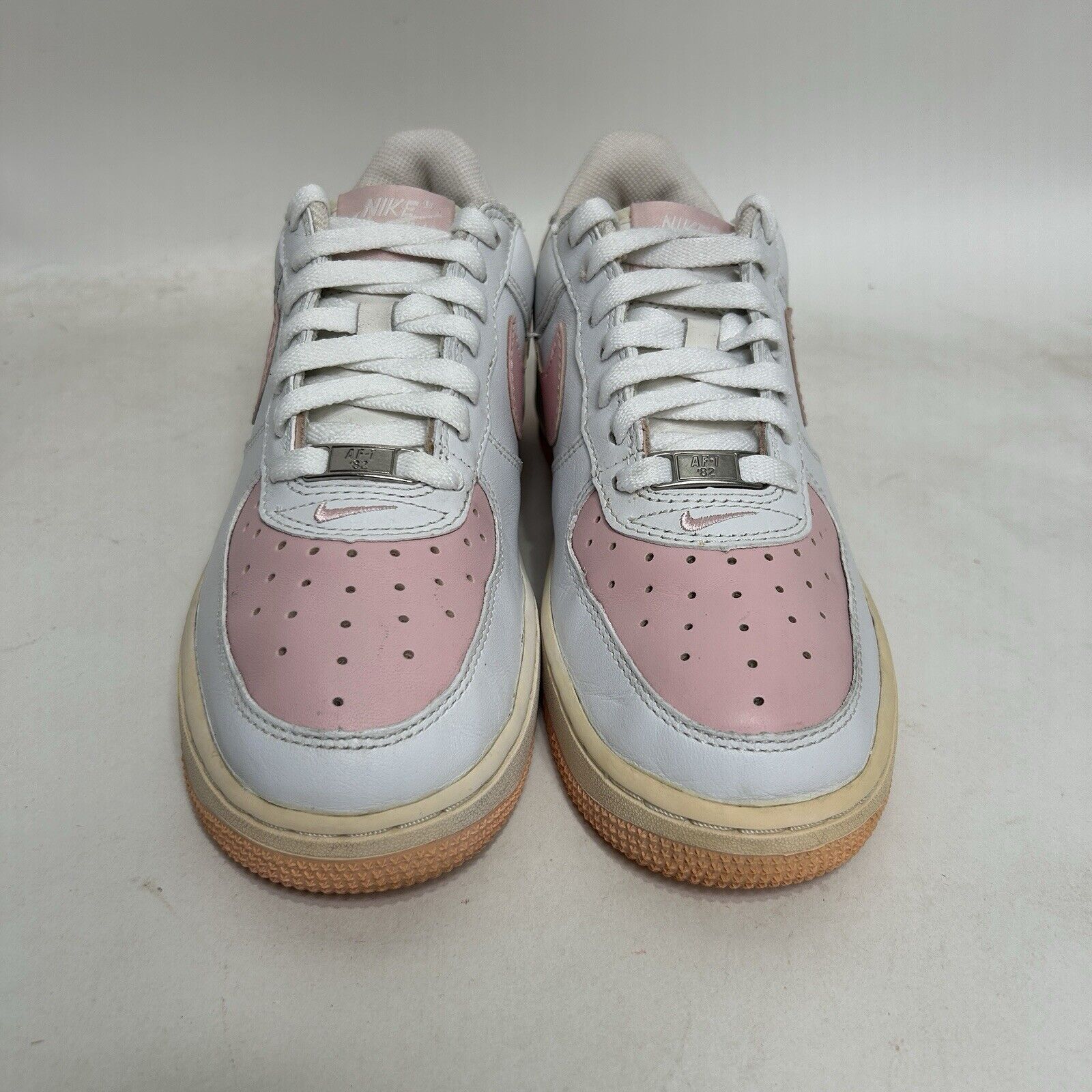 Nike Nike Shoes Air Force 1 WMNS “White Glacier Pink” 2004 Size US 8.5 / IT 38.5 - 2 Thumbnail