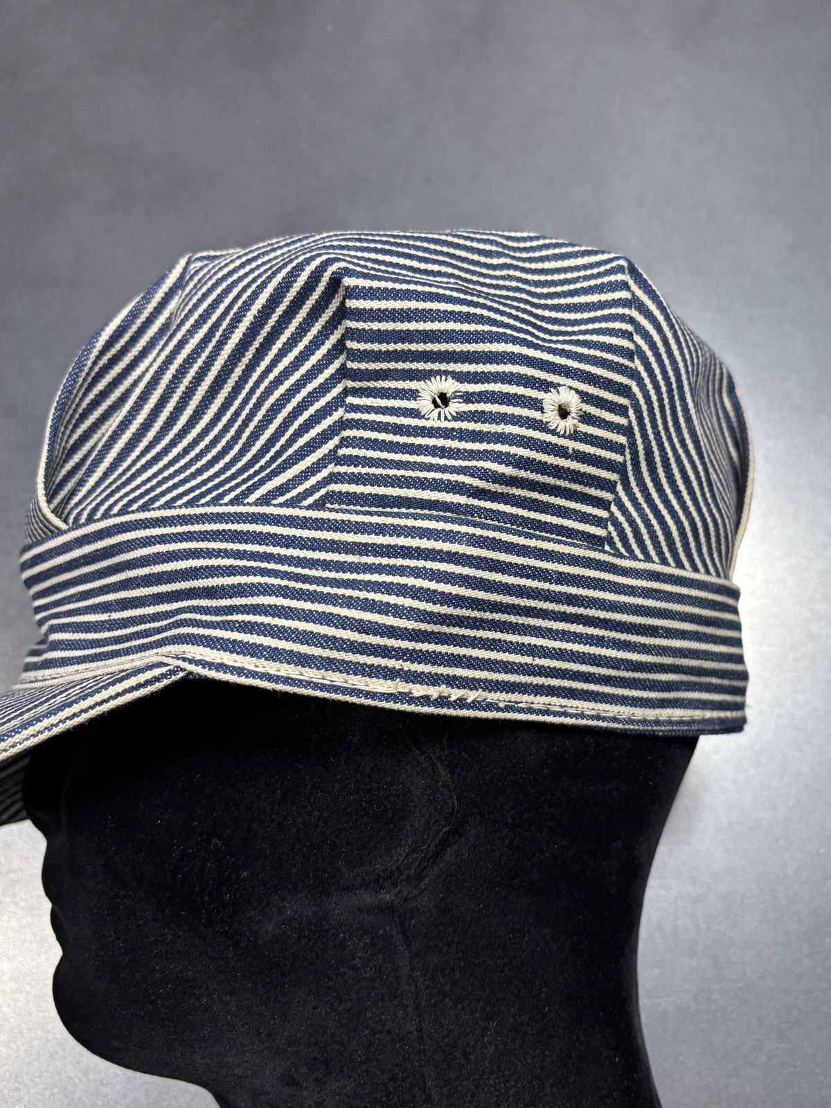 Levi's Vintage Levi's Hat 1970s Denim Snapback Train Flat Cap 60s Size ONE SIZE - 14 Thumbnail