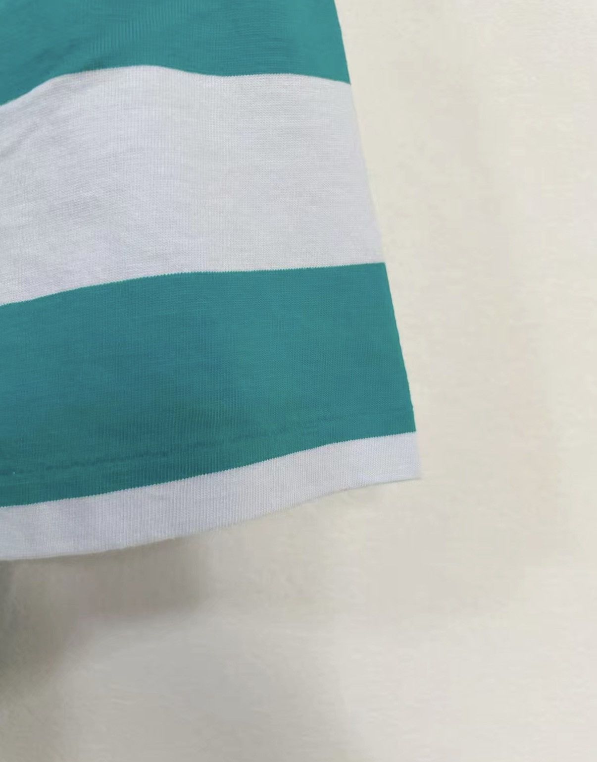 Burberry BURBERRY 100% Cotton Short Sleeve T-shirt J30 Size US S / EU 44-46 / 1 - 5 Thumbnail