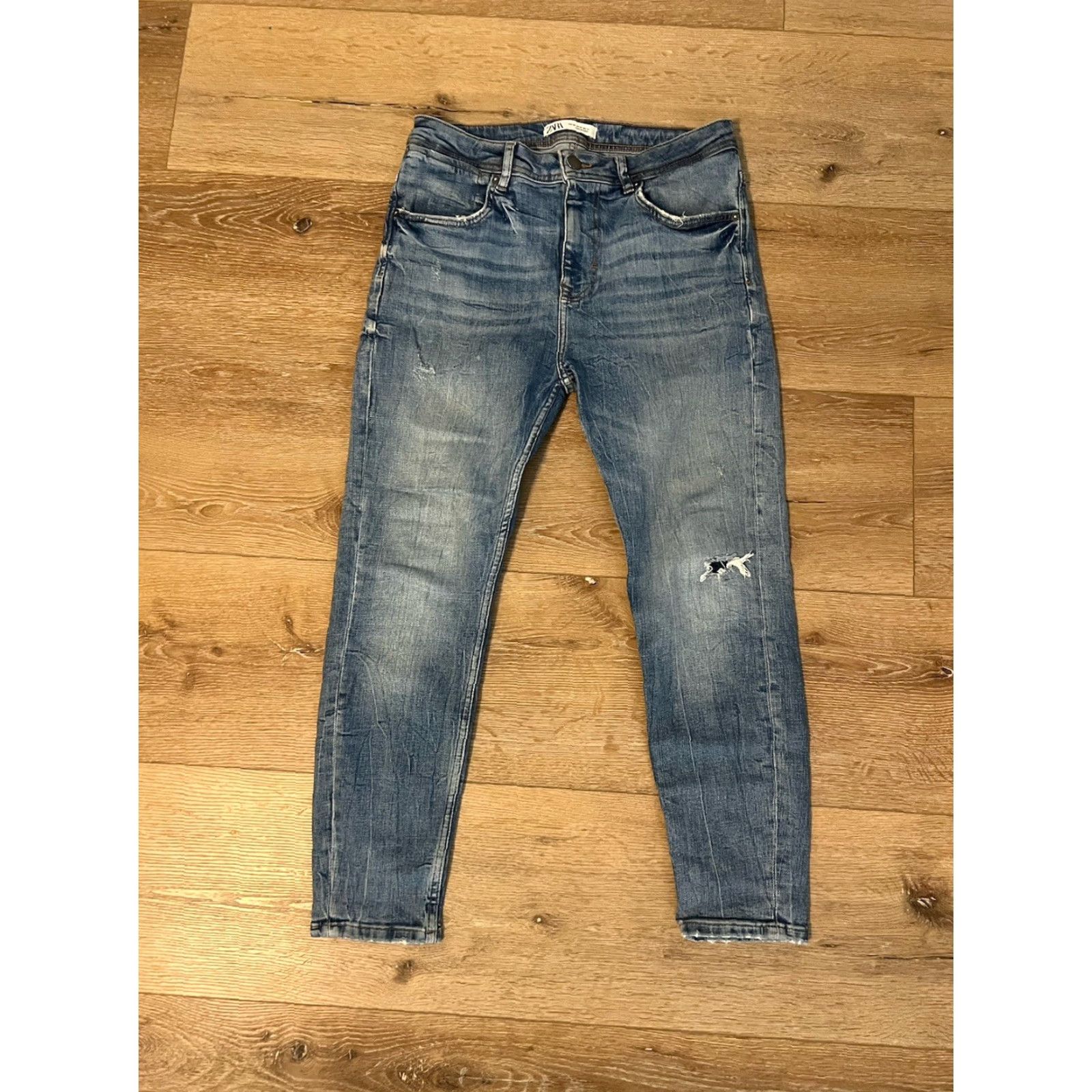 Zara Zara Jeans Womens Blue Denim High Rise Size 31 Regular Fit Inseam 25 Crop Boyfriend Wide - Note: ensure no extra punctuation. Size 24" / US 00 / IT 34 - 2 Thumbnail