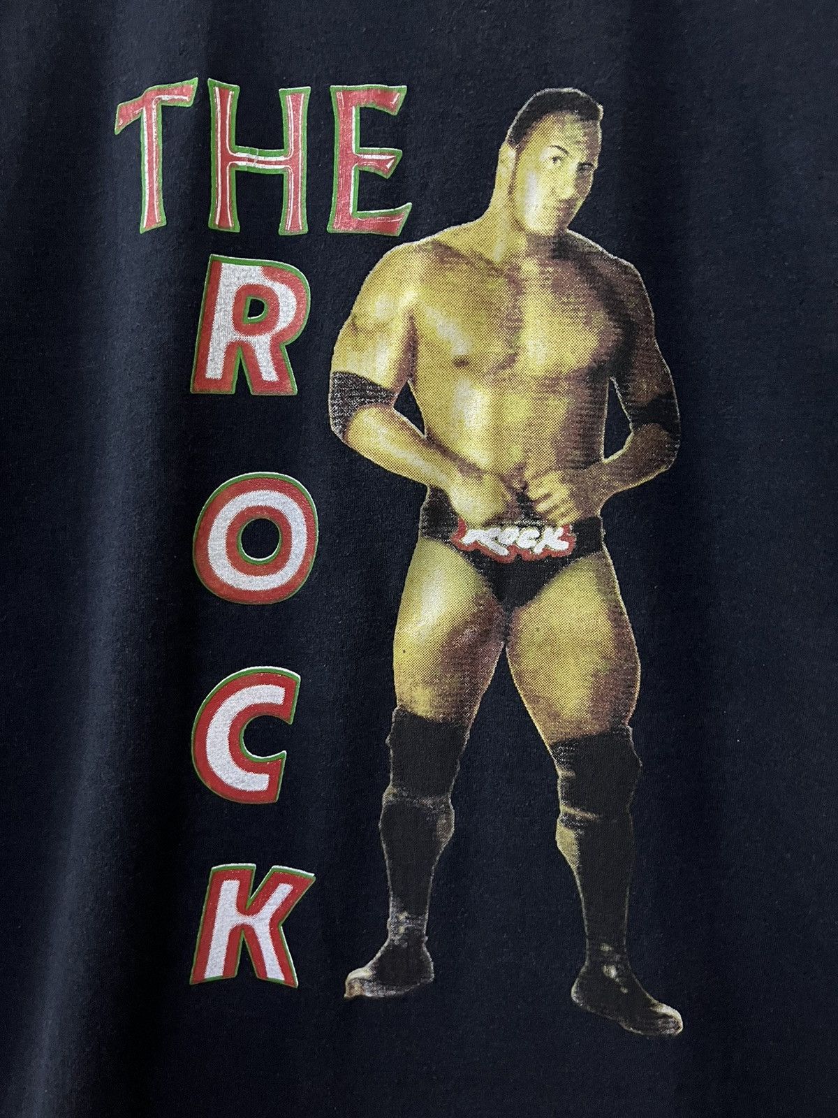 WWE VINTAGE THE ROCK DWAYNE JOHNSON PRO WRESTLER WWE WWF TSHIRT Size US L / EU 52-54 / 3 - 6 Thumbnail