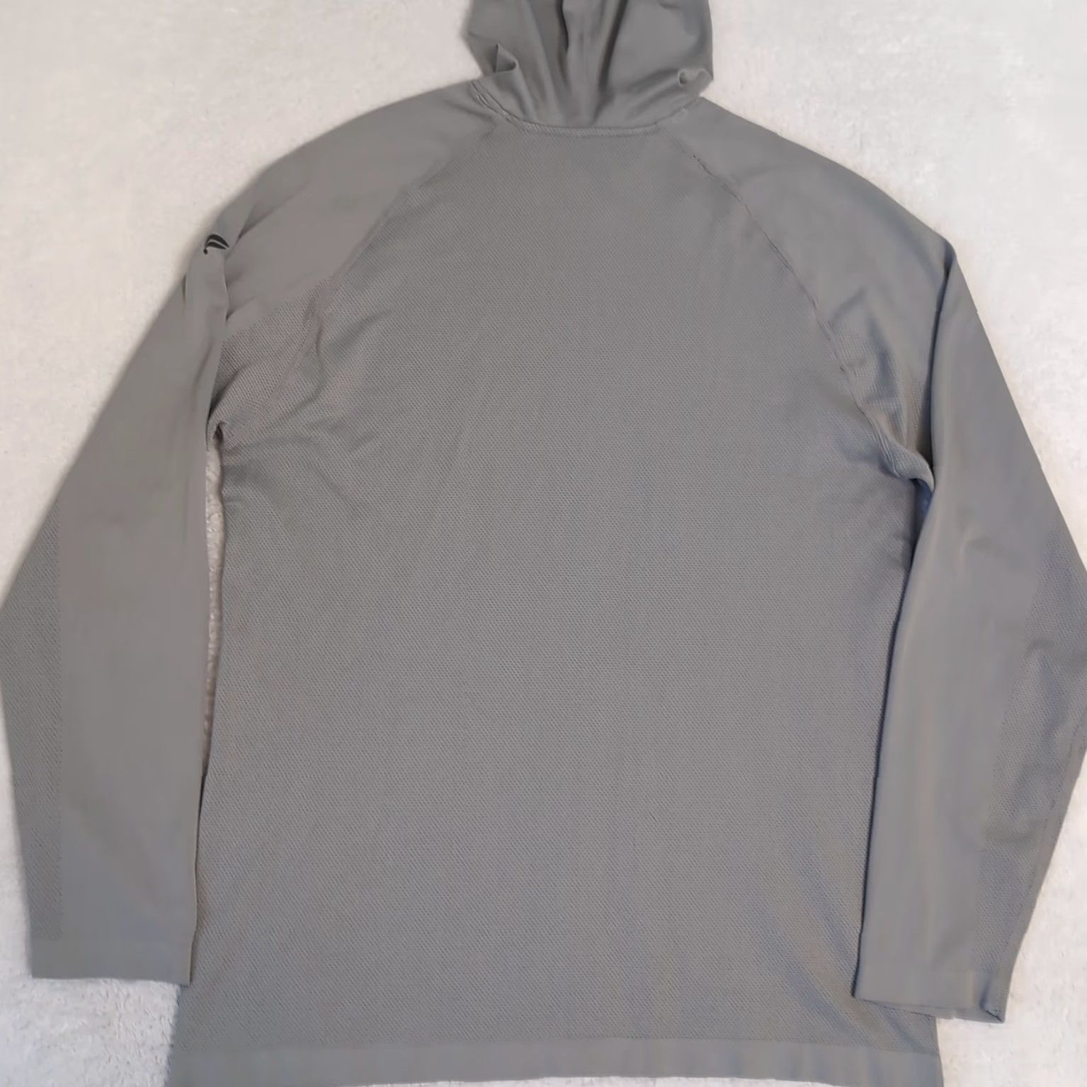 Fabletics Fabletics Hoodie Mens L Gray Outdoor Sweatshirt Lightweight Nylon Gym Workout Pullover Logo Pockets Hooded Short Description Size US L / EU 52-54 / 3 - 6 Thumbnail