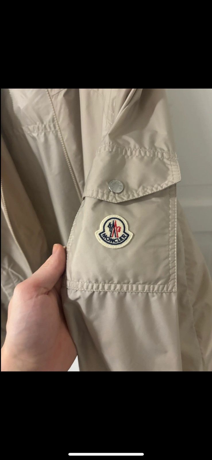 Moncler Moncler windbreaker Size US L / EU 52-54 / 3 - 8 Thumbnail