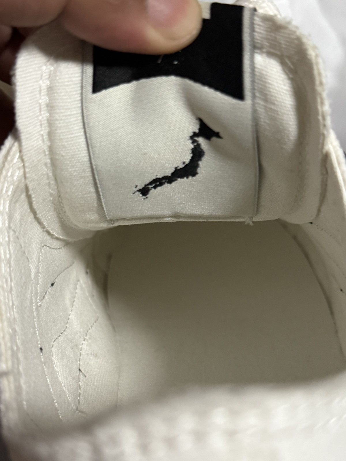 Amiri × Maison MIHARA YASUHIRO Maison Mihara Yasuhiro x Amiri Bones Sneakers Alabaster Size US 11 / EU 44 - 10 Thumbnail