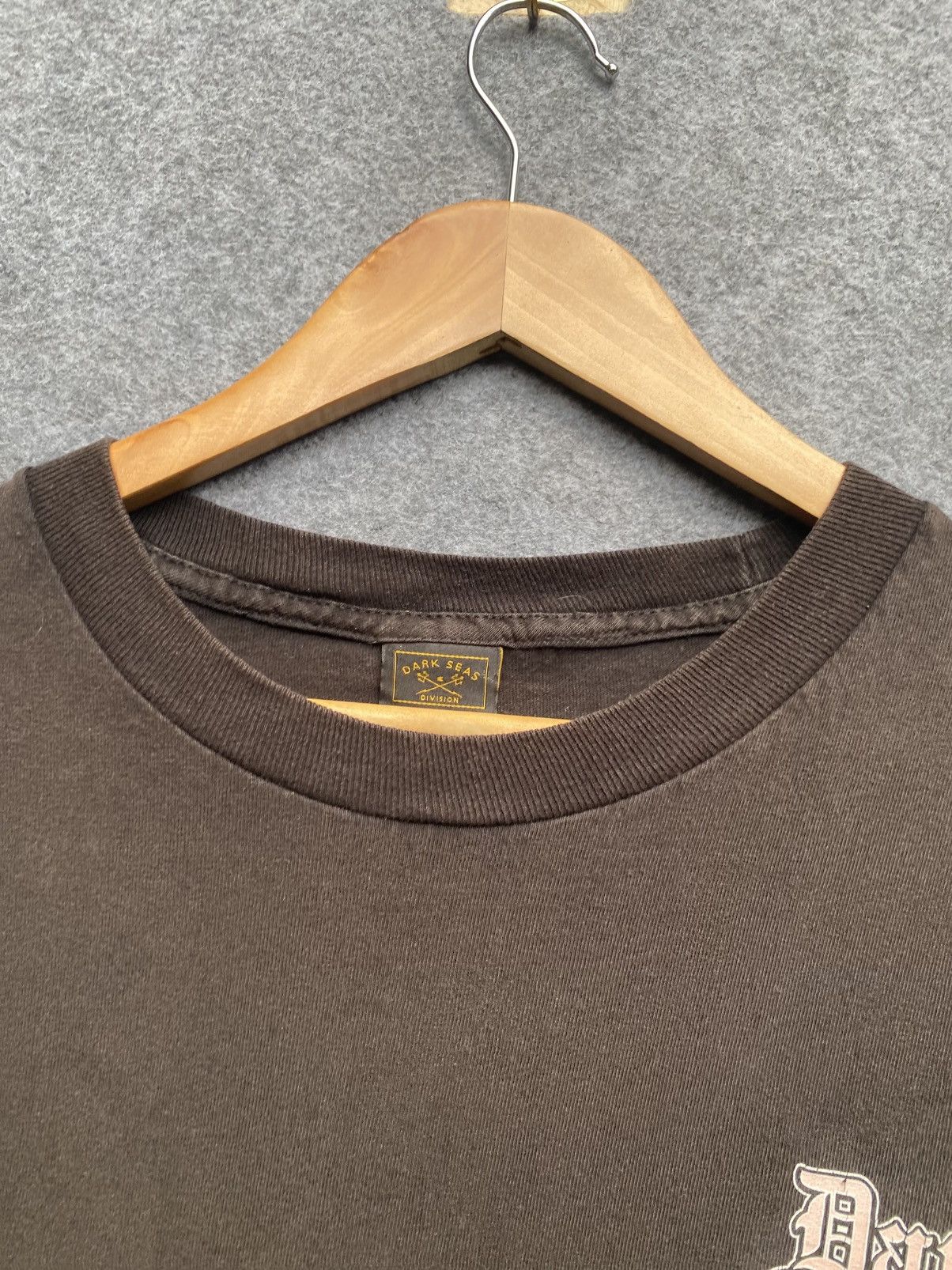 Dark Seas Division × Vintage Dark seas back hit tee Size US XL / EU 56 / 4 - 5 Thumbnail