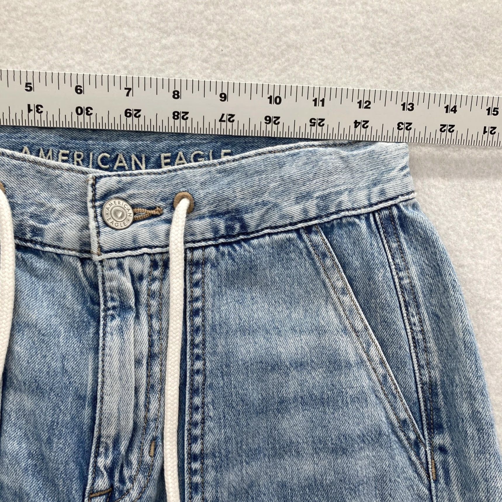 American Eagle Outfitters VINTAGE American Eagle Jeans Womens 00 Light Wash Cargo Jogger Drawstring Elastic Hem Size 24" / US 00 / IT 34 - 7 Thumbnail