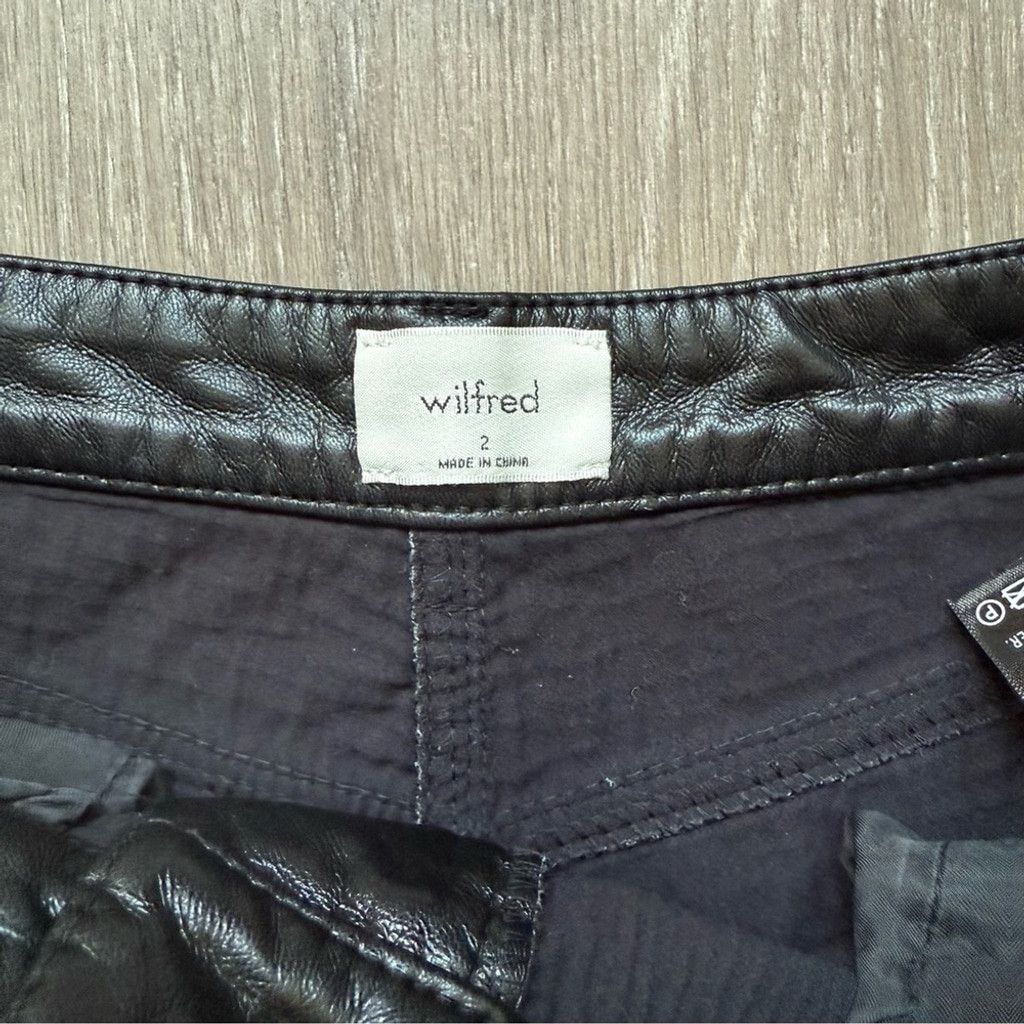 Aritzia Wilfred Black Vegan Leather Melina Trousers Size 26" / US 2 / IT 38 - 15 Thumbnail