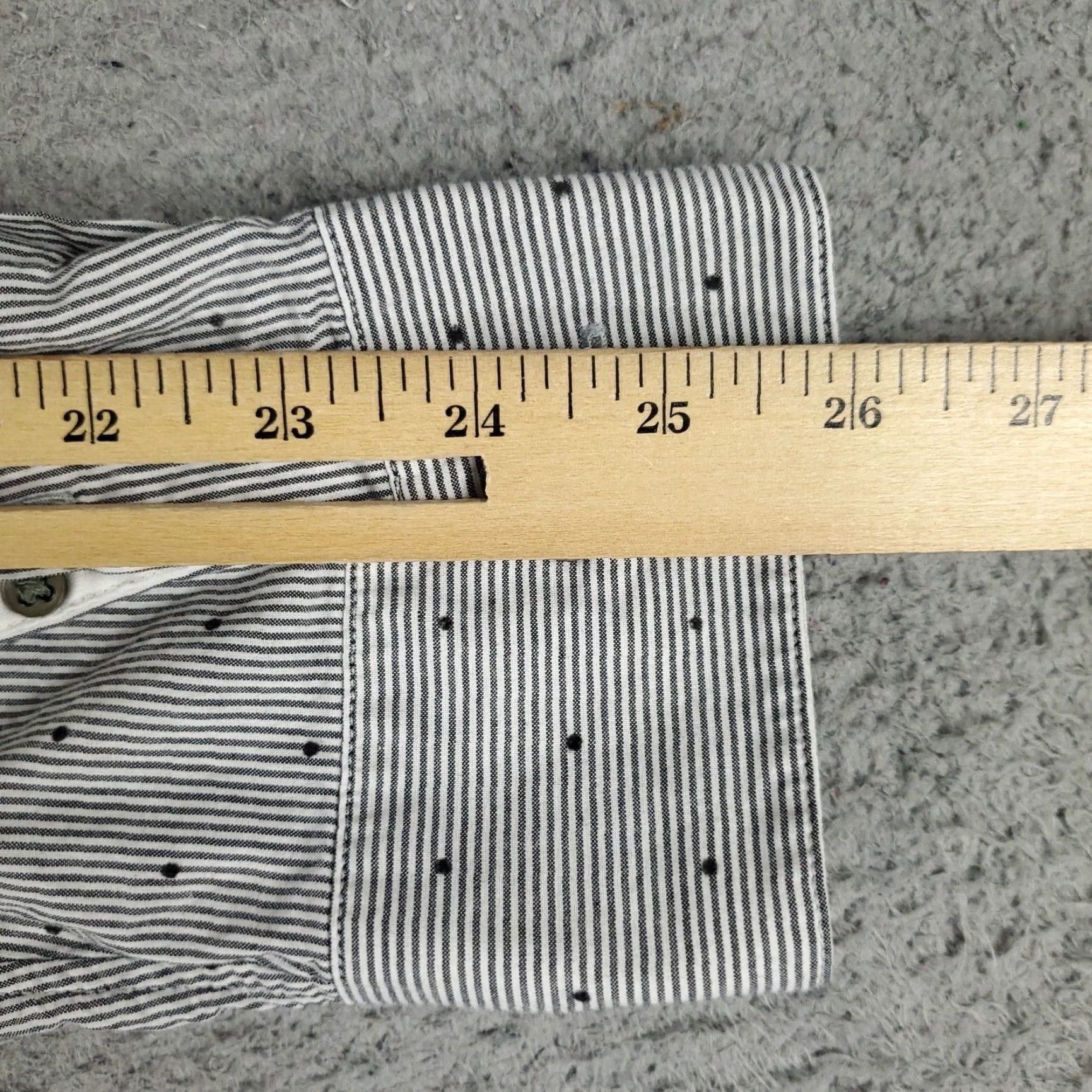 John Varvatos John Varvatos Button-Up Shirt Mens XL Gray Striped Long Sleeve Casual Size US XL / EU 56 / 4 - 6 Thumbnail