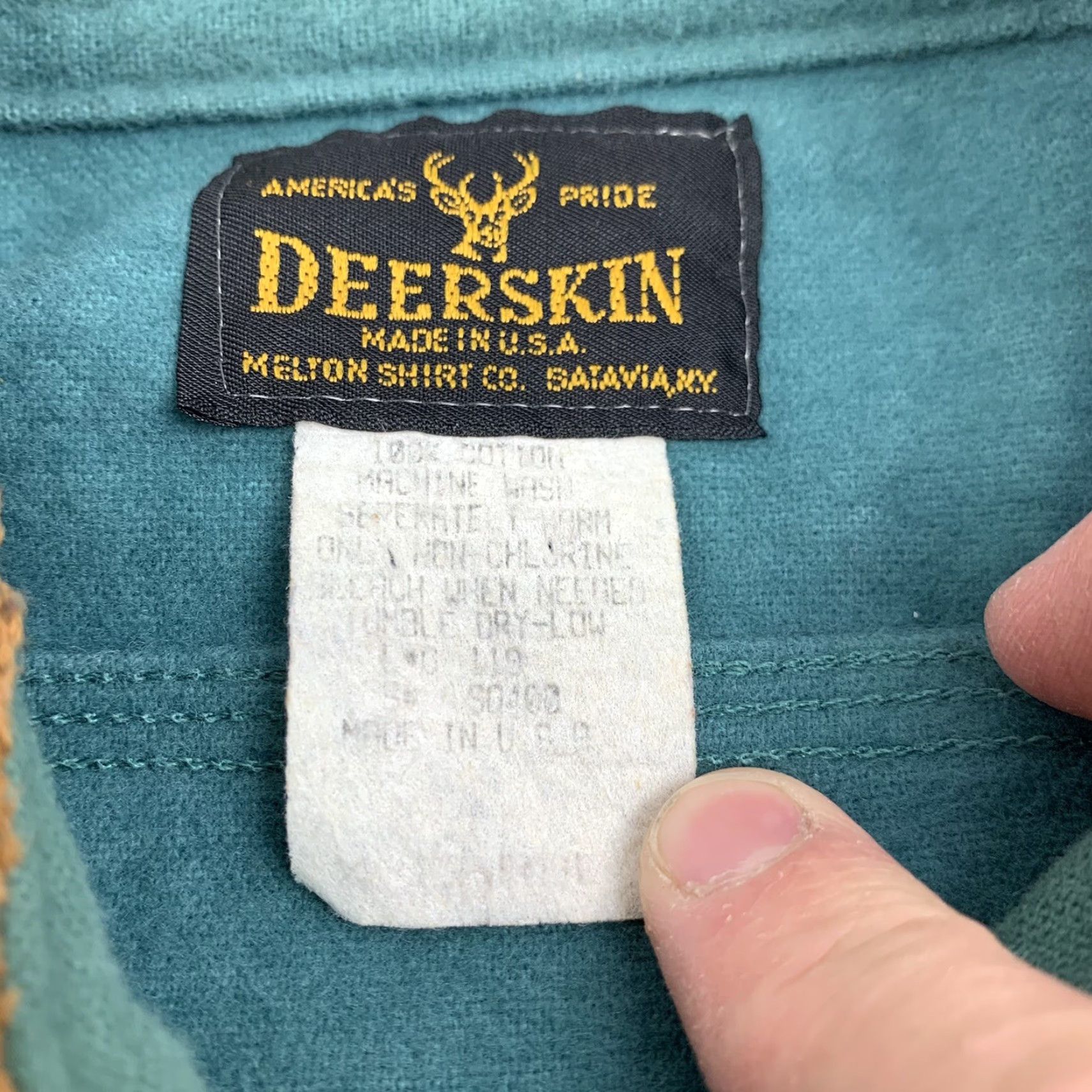 Vintage VINTAGE Deerskin Shirt XL Green Button-Up Flannel Outdoor Hunting 90s Mens Size US XL / EU 56 / 4 - 3 Thumbnail