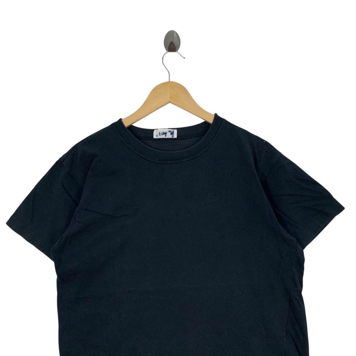 agnes b. Vintage AGNES B. HOMME PARIS Plain Short Sleeve Tshirt Size US M / EU 48-50 / 2 - 2 Thumbnail