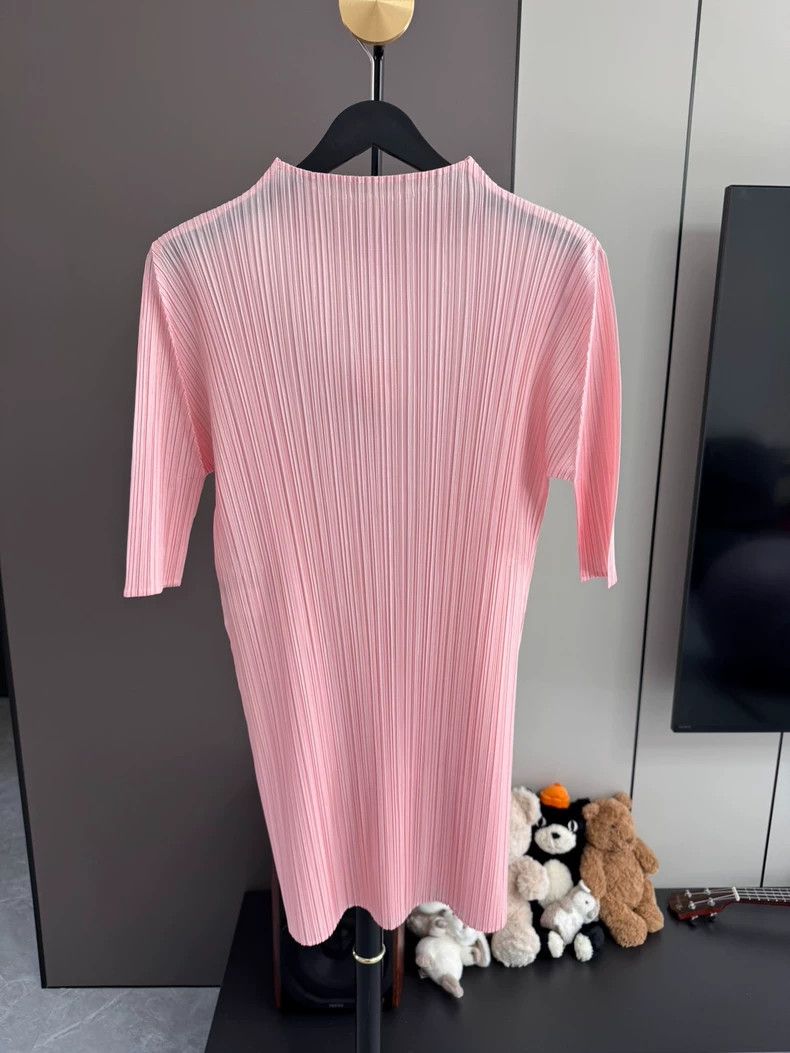 Issey Miyake Issey Miyake size:4 Cherry blossom pink pleated short-slee Size S / US 4 / IT 40 - 2 Thumbnail